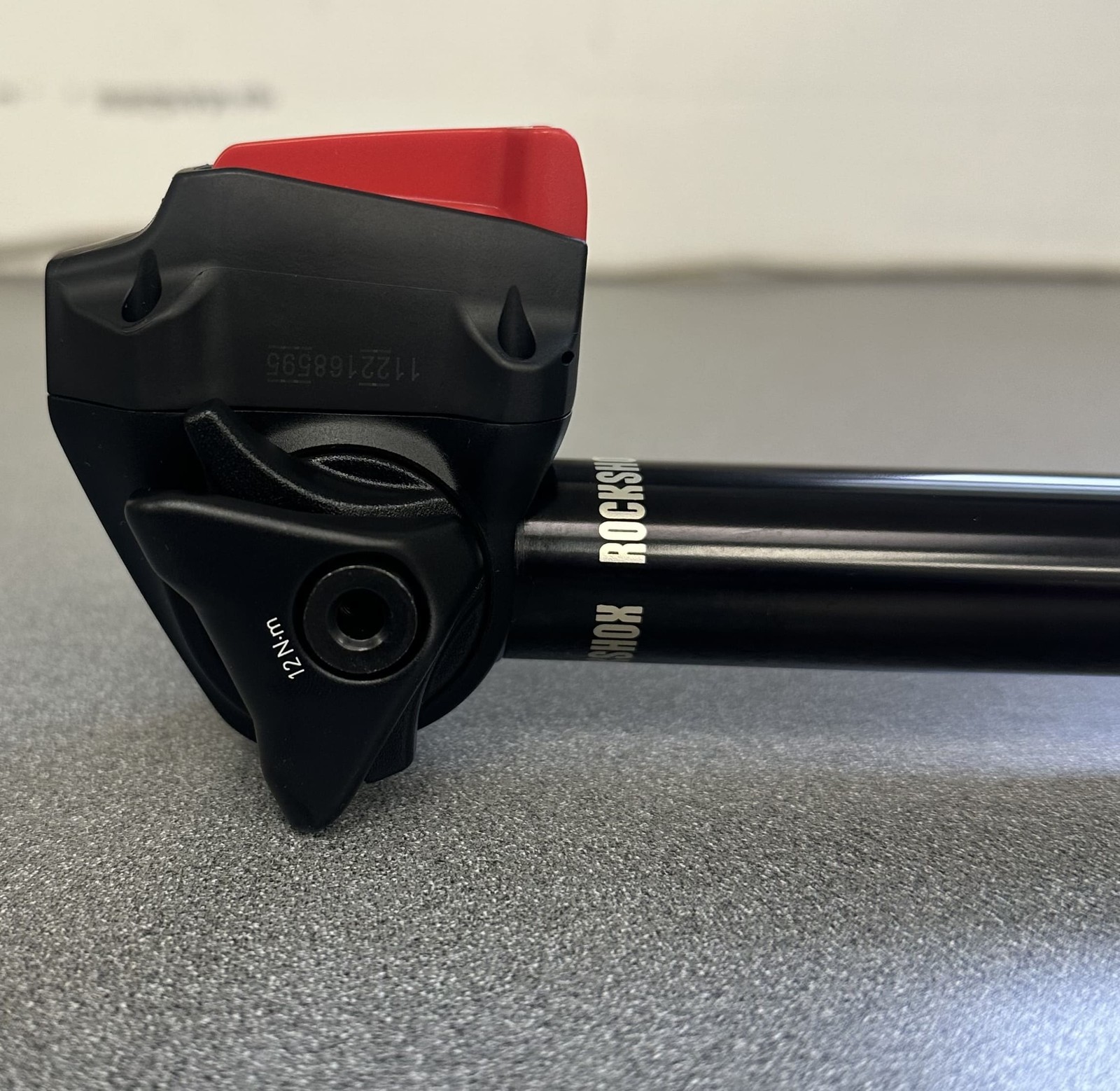 RockShox Reverb AXS Dropper Seatpost – 31.6mm x 100mm, 340 Length, Black, A1 *OE