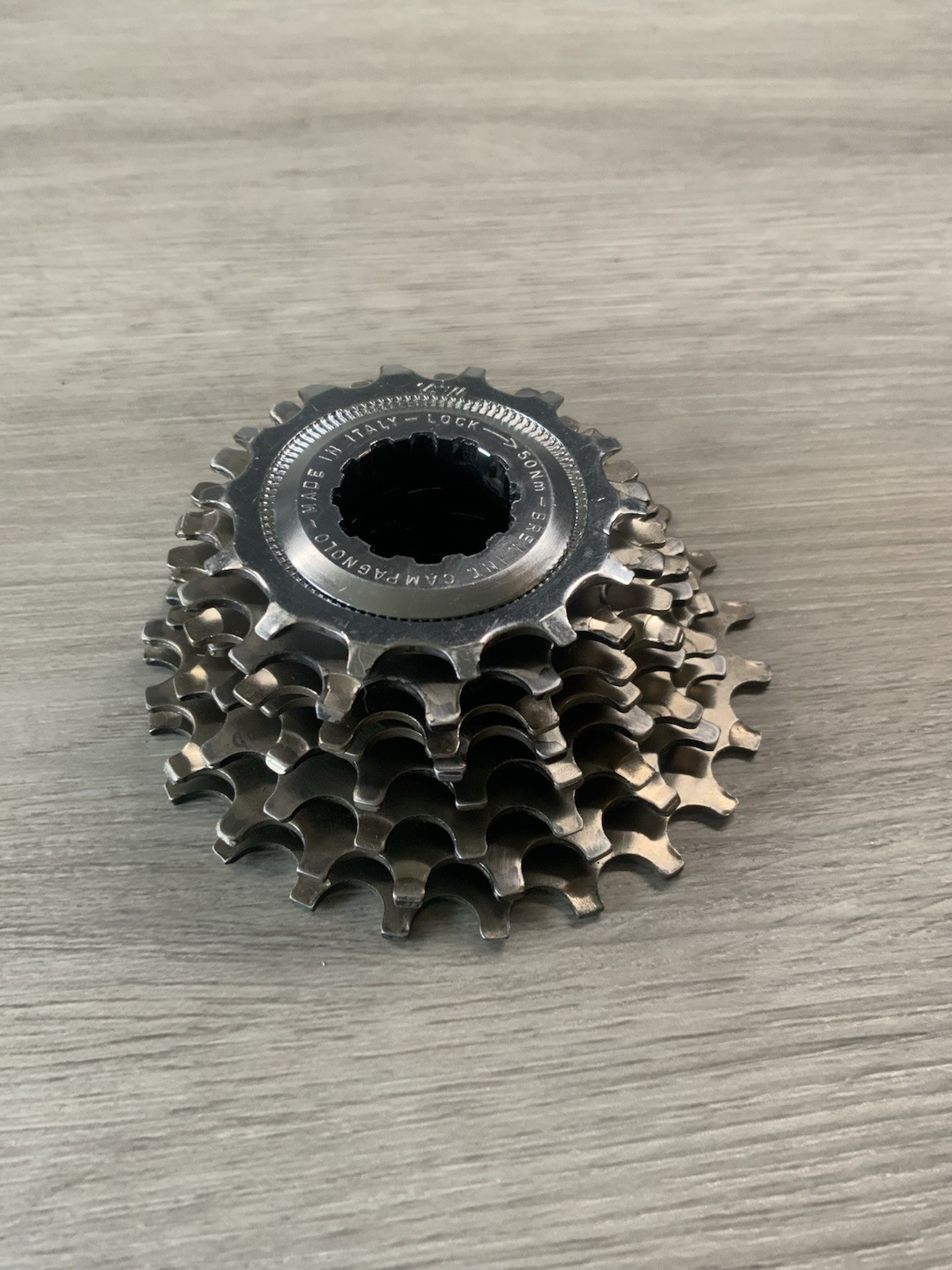 CAMPAGNOLO 8 SPEED CASSETTE 14-23 TOOTH EXA-DRIVE WITH SPACERS AND LOCK RING