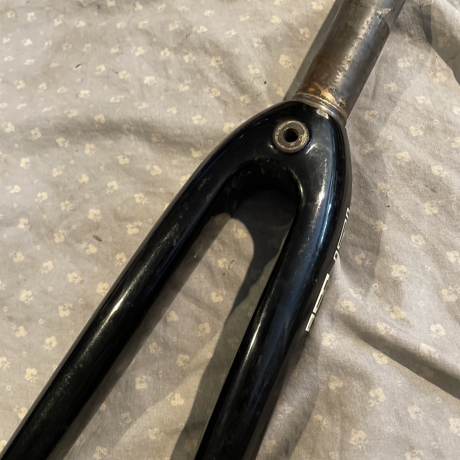 kestrel EMS carbon fiber fork 1” threaded
