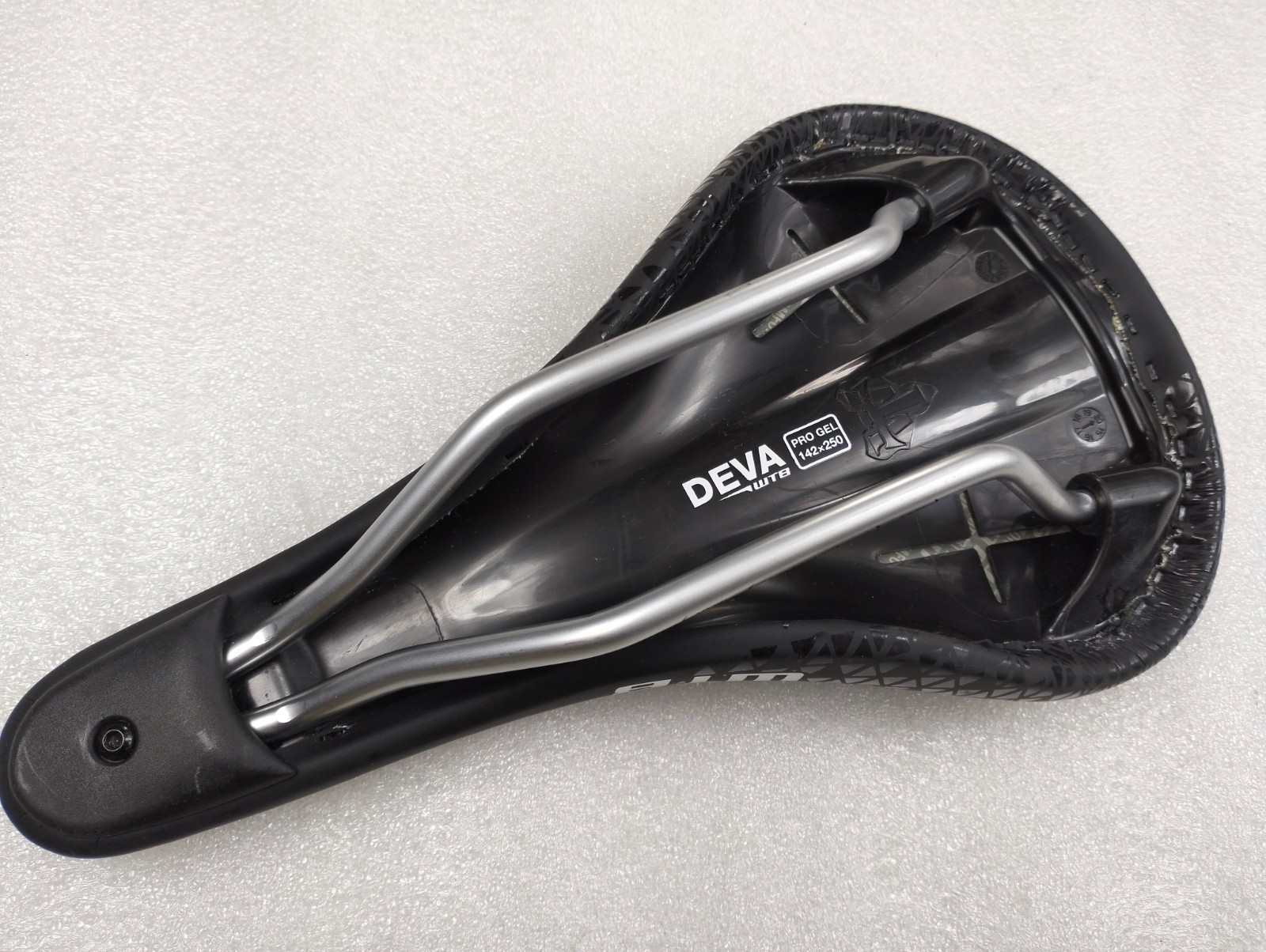 WTB DEVA PRO GEL SHORT NOSE SADDLE SEAT ROAD MTB 250MMX142MM