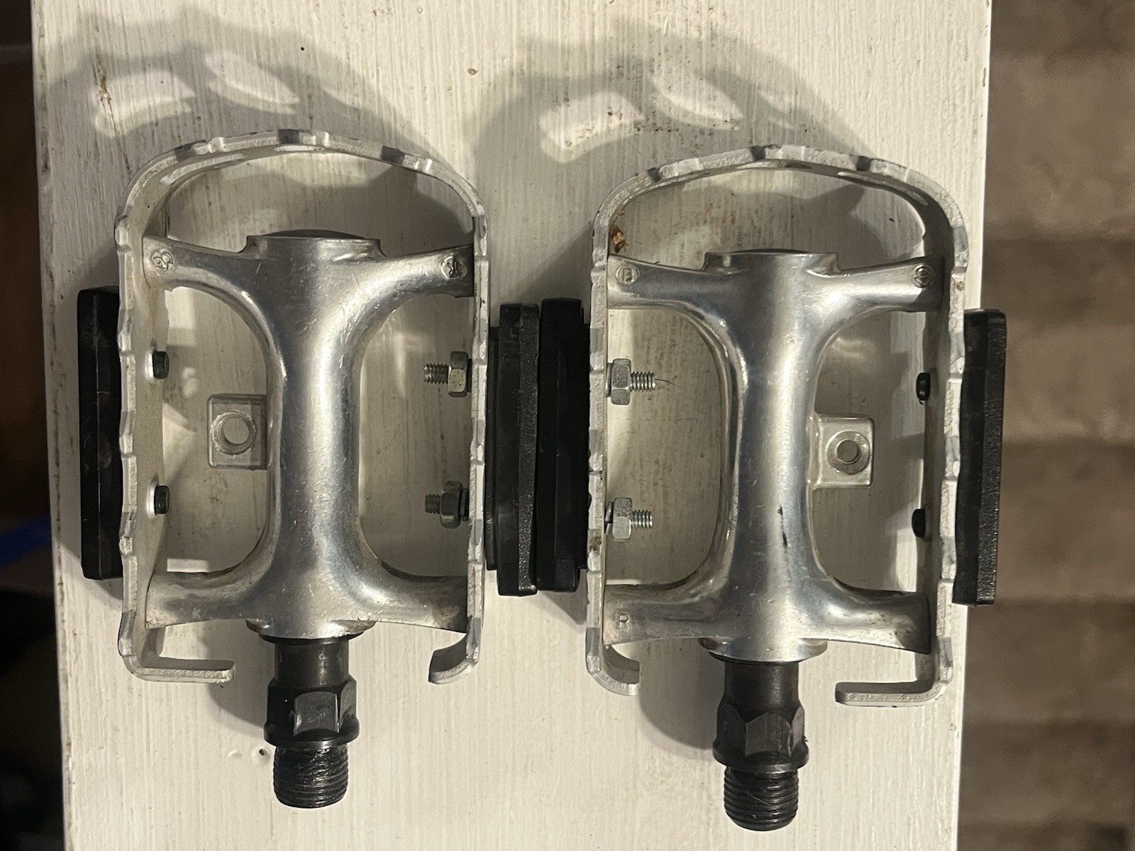 VTG PLATFORM PEDALS K79 981-L Right And Left Nice Used