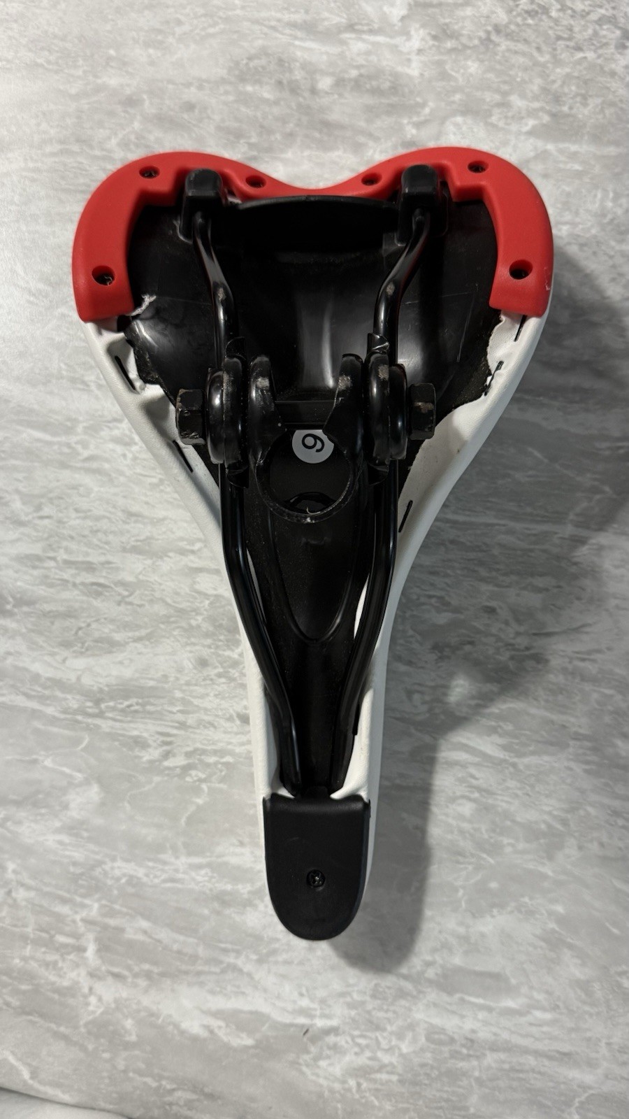 Comfort Hybrid Bike Saddle 250/140mm White Cruiser Touring Road w/Red Accent
