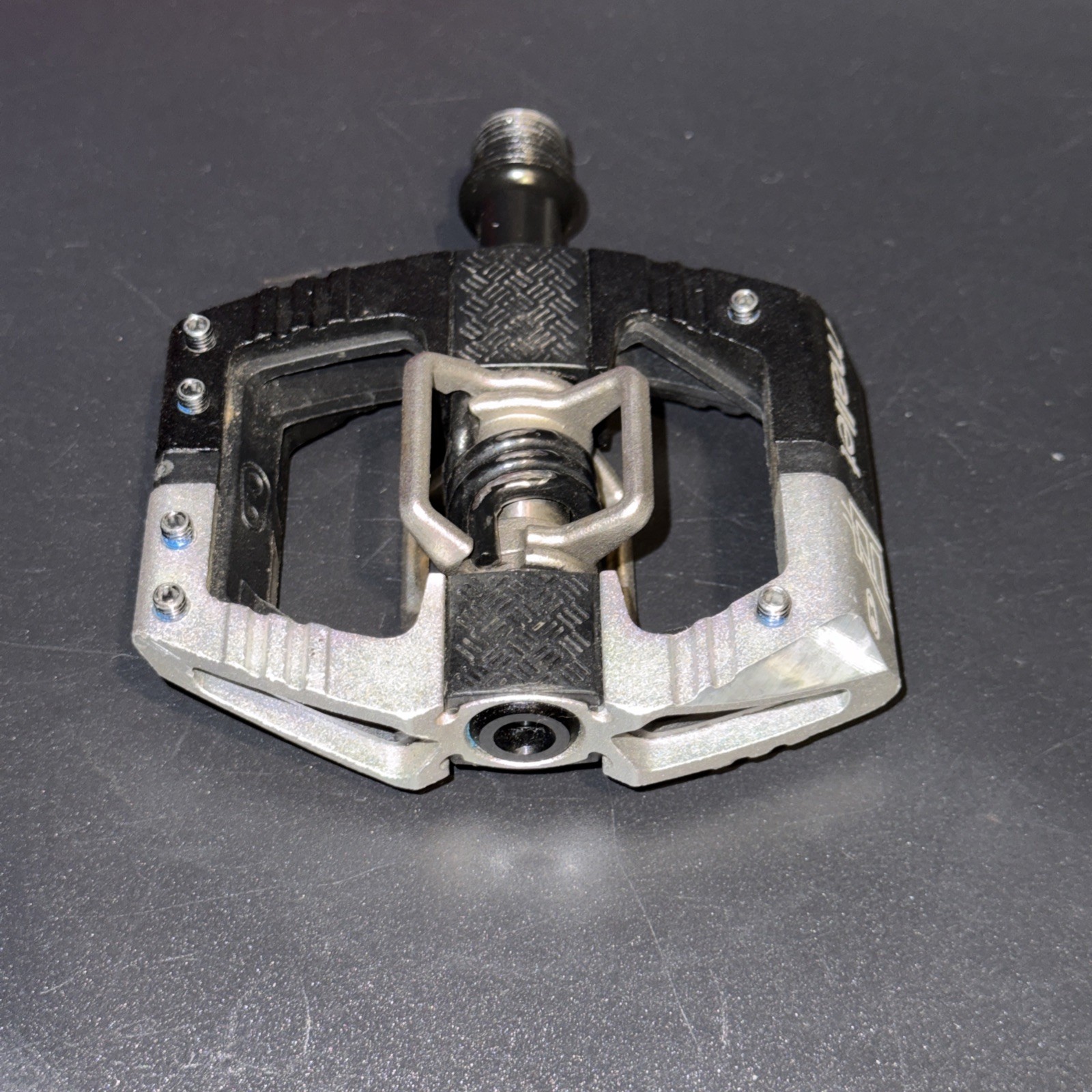 crankbrothers Mallet E LS 9/16 in Clipless Pedal – Black/Silver
