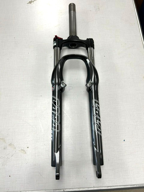 RST Capa Black Front Suspension Fork 26″ ATB MTB Rim Disc Brake Threaded 1 1/8