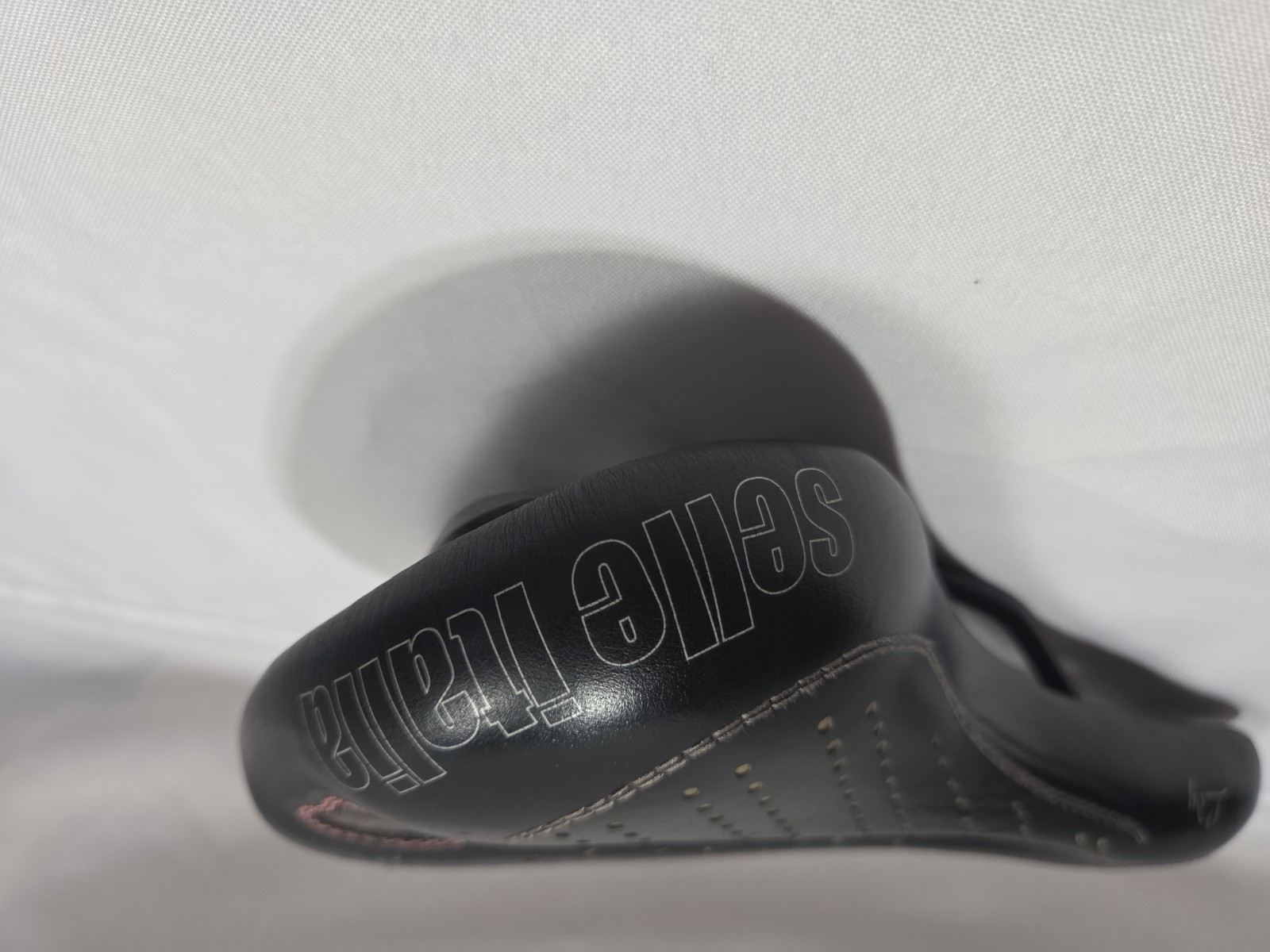 Selle Italia Gel Flow Technology Ldy Women’s Cutaway Gel Bicycle Saddle, Black
