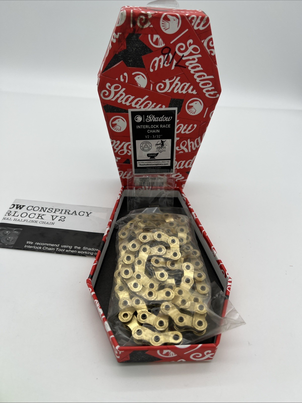 The Shadow Conspiracy Interlock V2 Gold Race chain 1/2×3/32