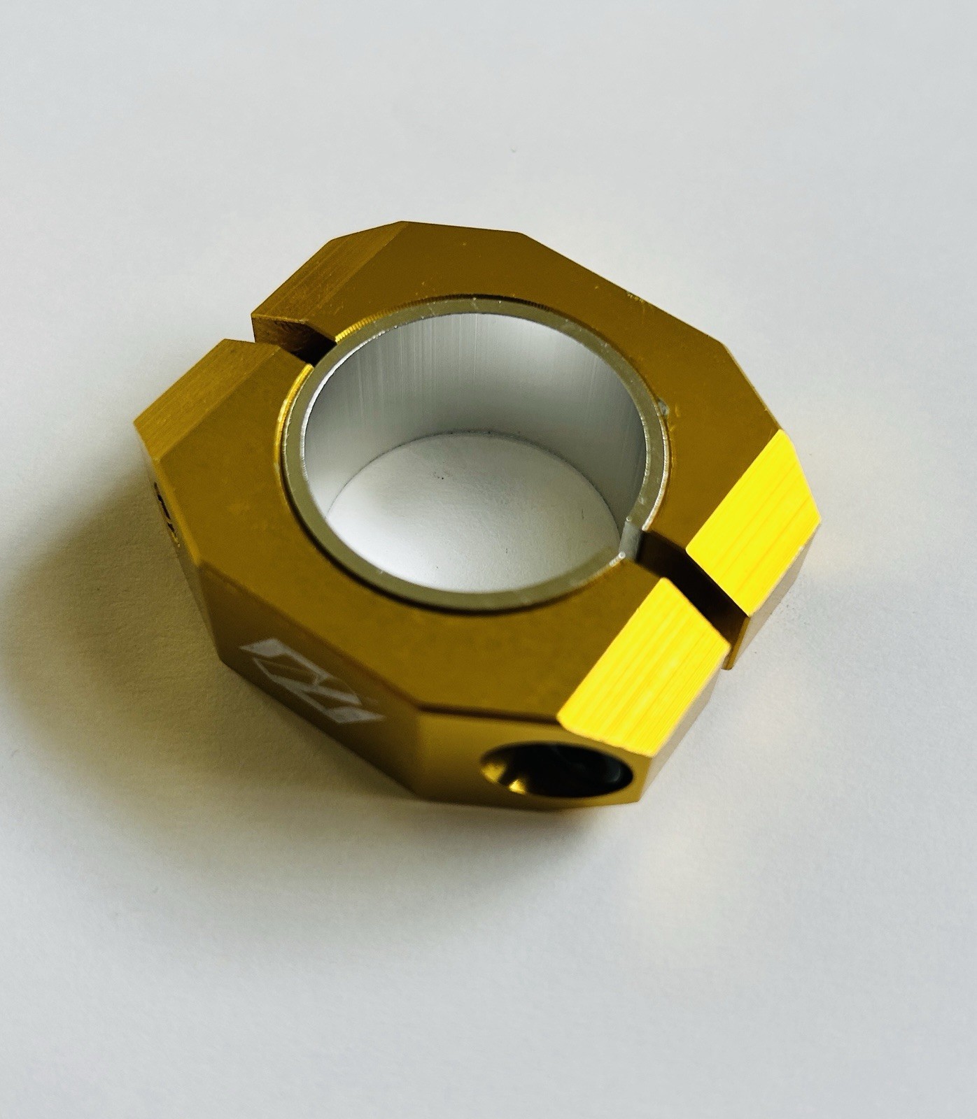 BMX TNT BICYCLES SEAT CLAMP (28.6, 31.8mm) GOLD – B-STOCK (HEAVILY DISCOUNTED)