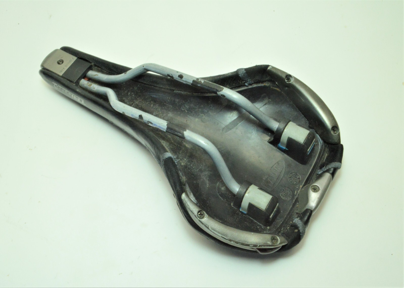 SELLE ITALIA TRI MATIC 2 BICYCLE LEATHER SEAT SADDLE MANGANESE RAILS 270 X 139MM
