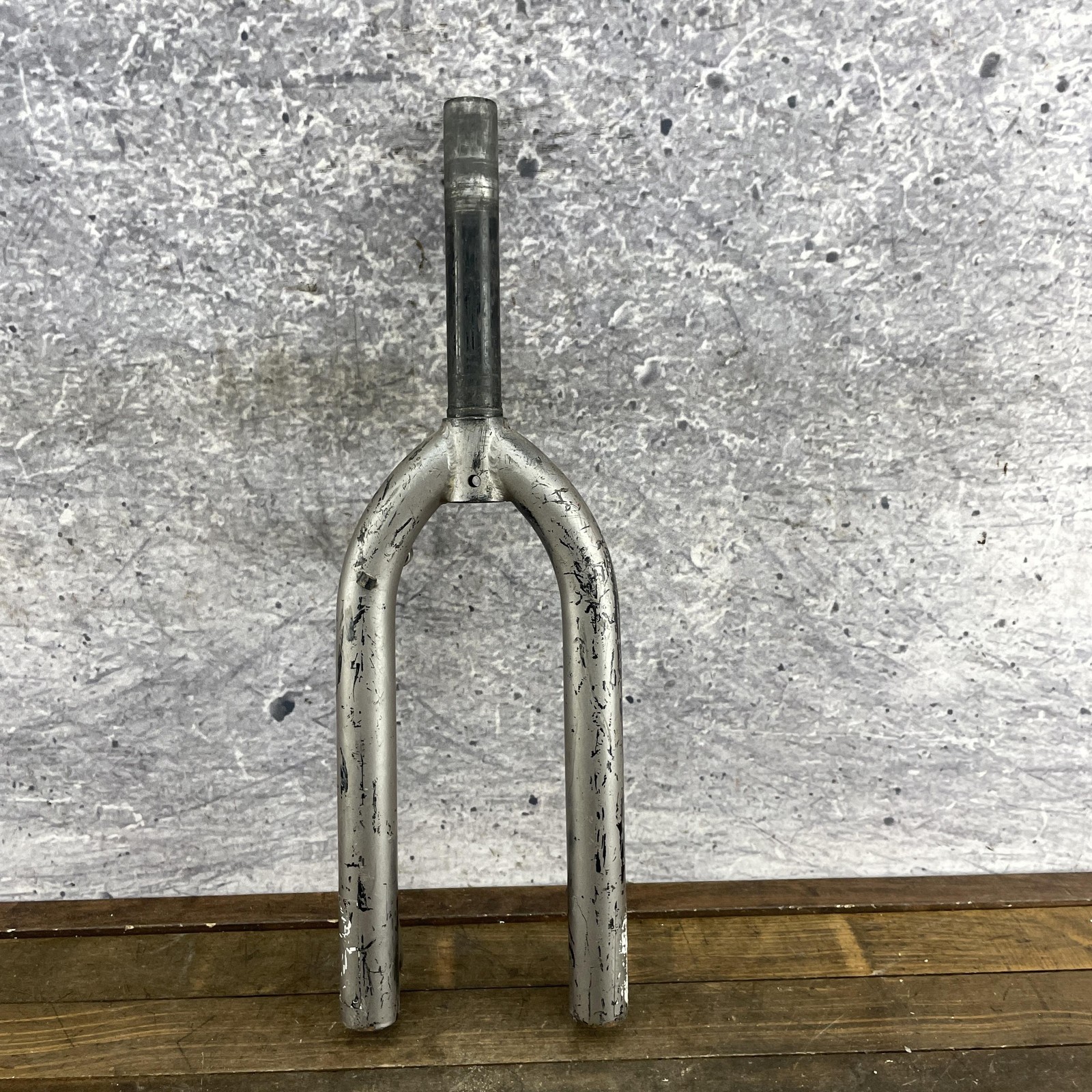 BMX Fork 20in 1-1/8 Threadless 990 Posts FReestyle Steel 10mm Dropout Mid School