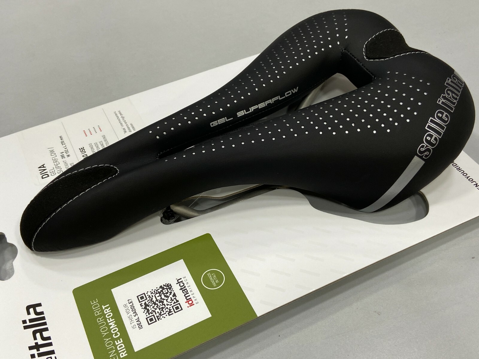 Selle Italia Diva Gel Superflow TI 316 Rail L3 152x270mm (Lady) Saddle (Black)