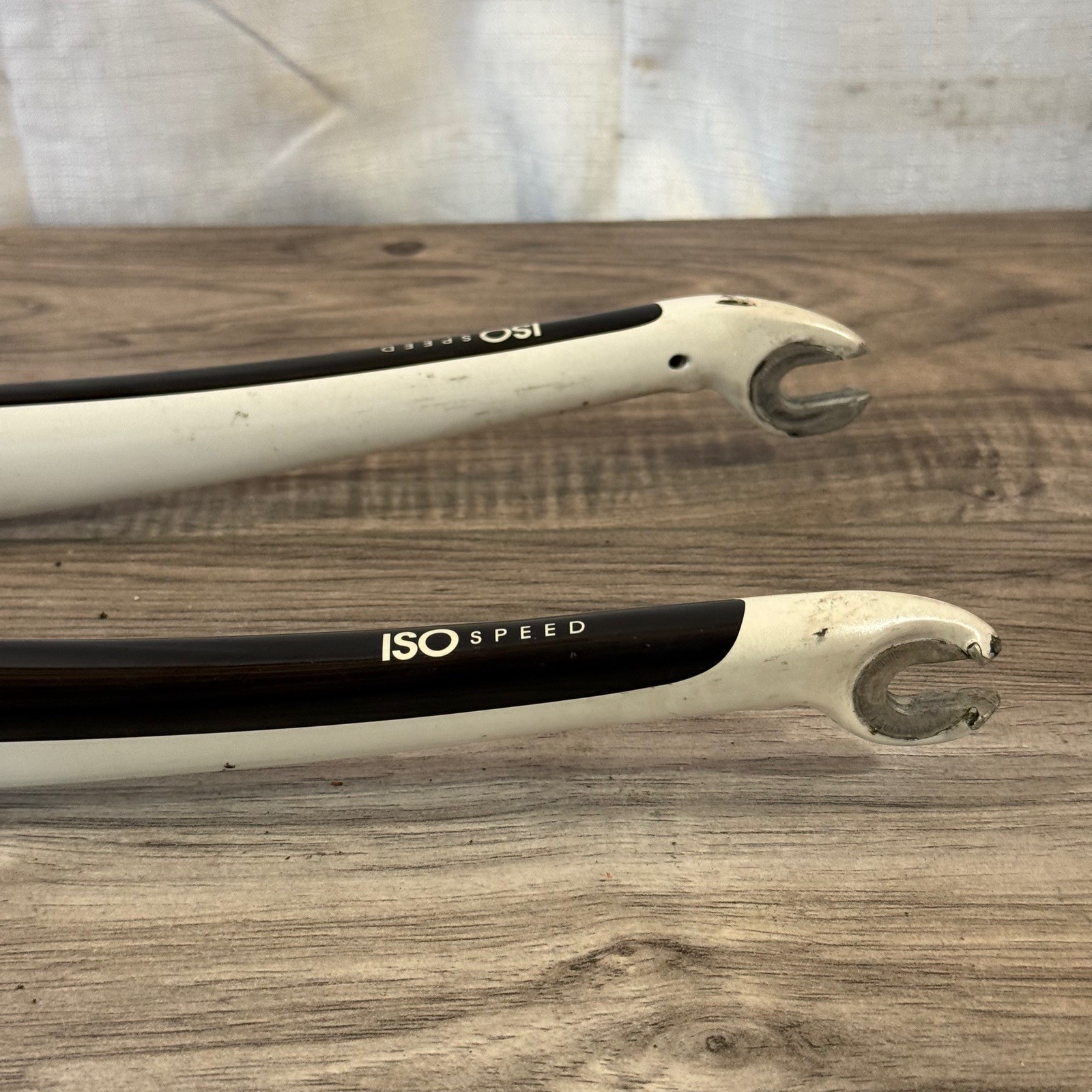 Trek Carbon Fork 700C Taper ISO Speed 258 Steerer QR Dropout 48 Rake