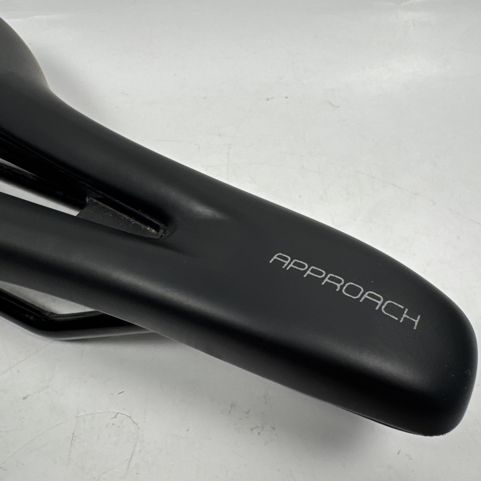 Liv Approach cutaway bicycle seat saddle steel rails road