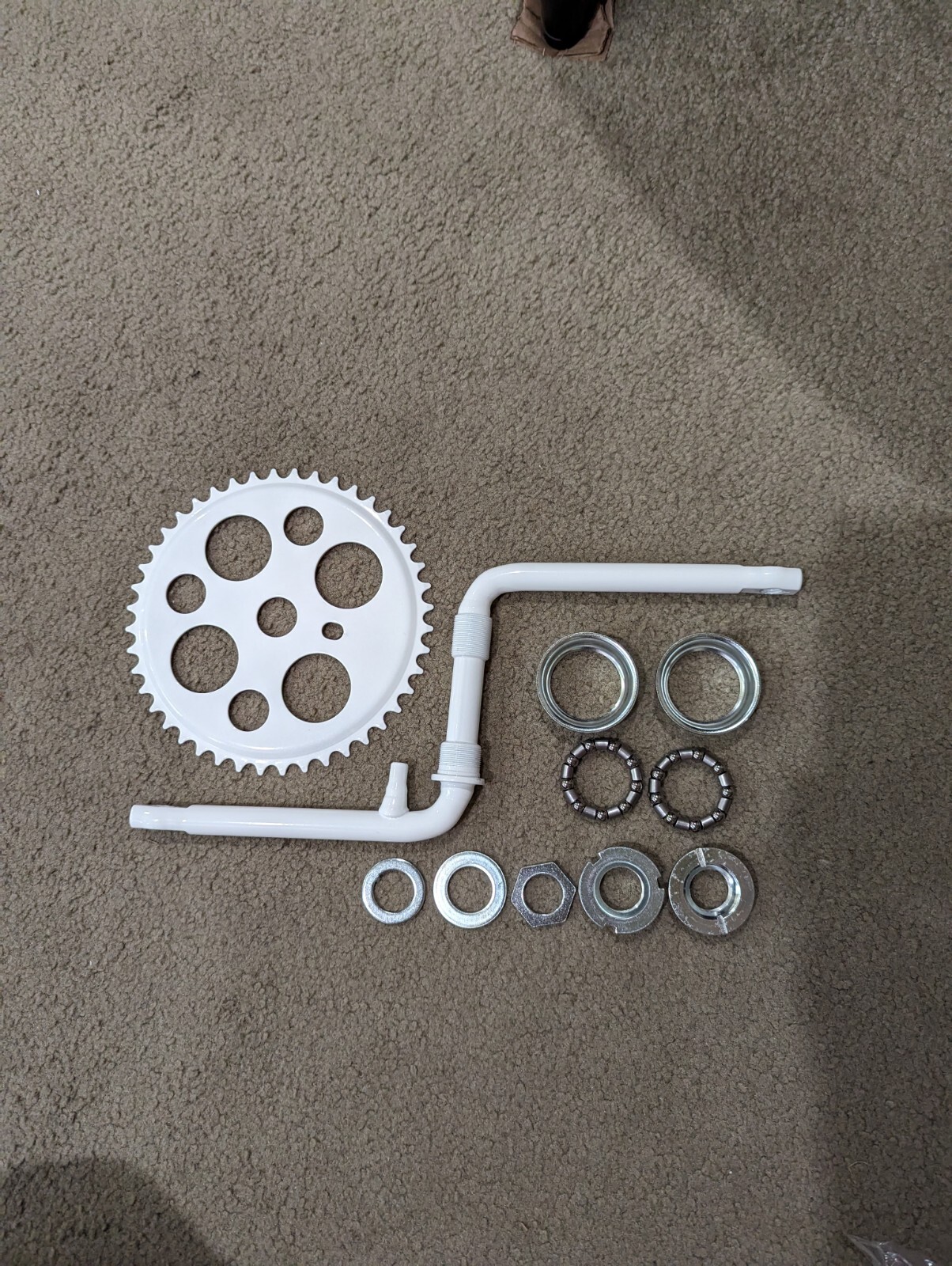 WHITE LUCKY 7 BICYCLE SPROCKET 44T, CRANKS 6 &1/2″,BOTTOM BEARING KIT, SCHWINNS