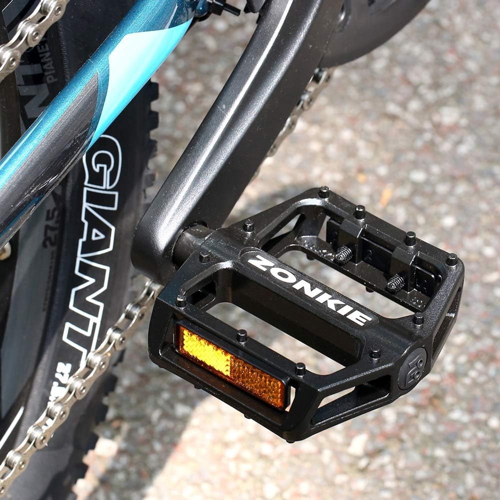 Sealed DU Bearing Bicycle Pedals in Black – Aluminum Alloy, Reflective Safety