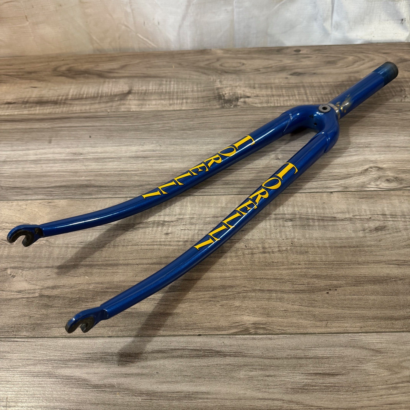 Torelli 700c Road Fork 1-inch Threaded 132mm Blue