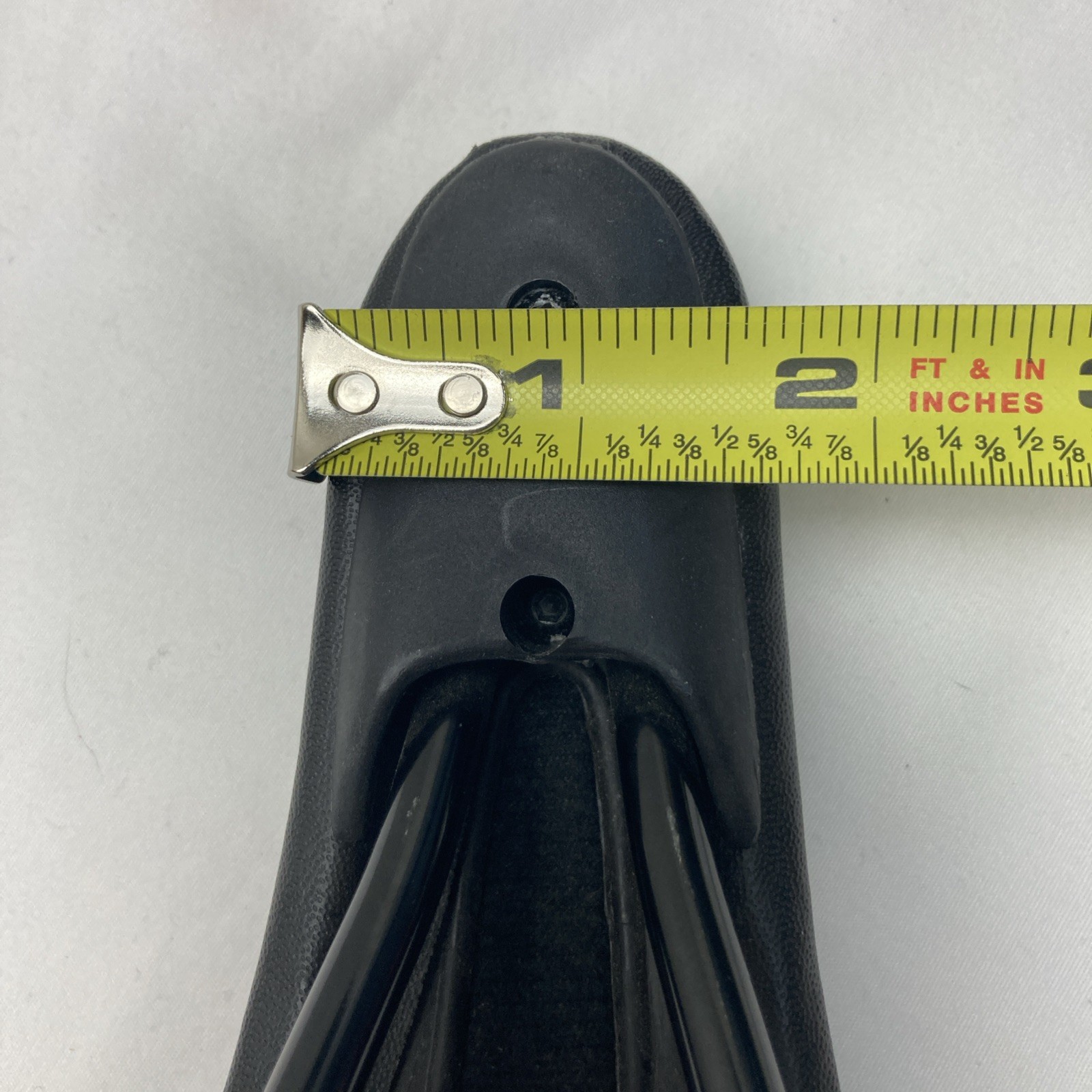 Oval Concepts Bike Saddle – Black with Gray Accents 7x7mm rail clamps