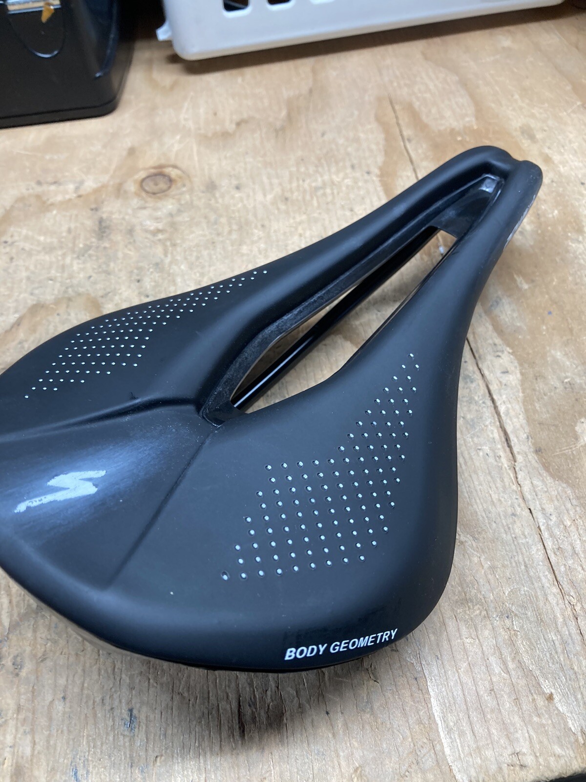 Specialized Power Comp saddle 143 body geometry road bike seat