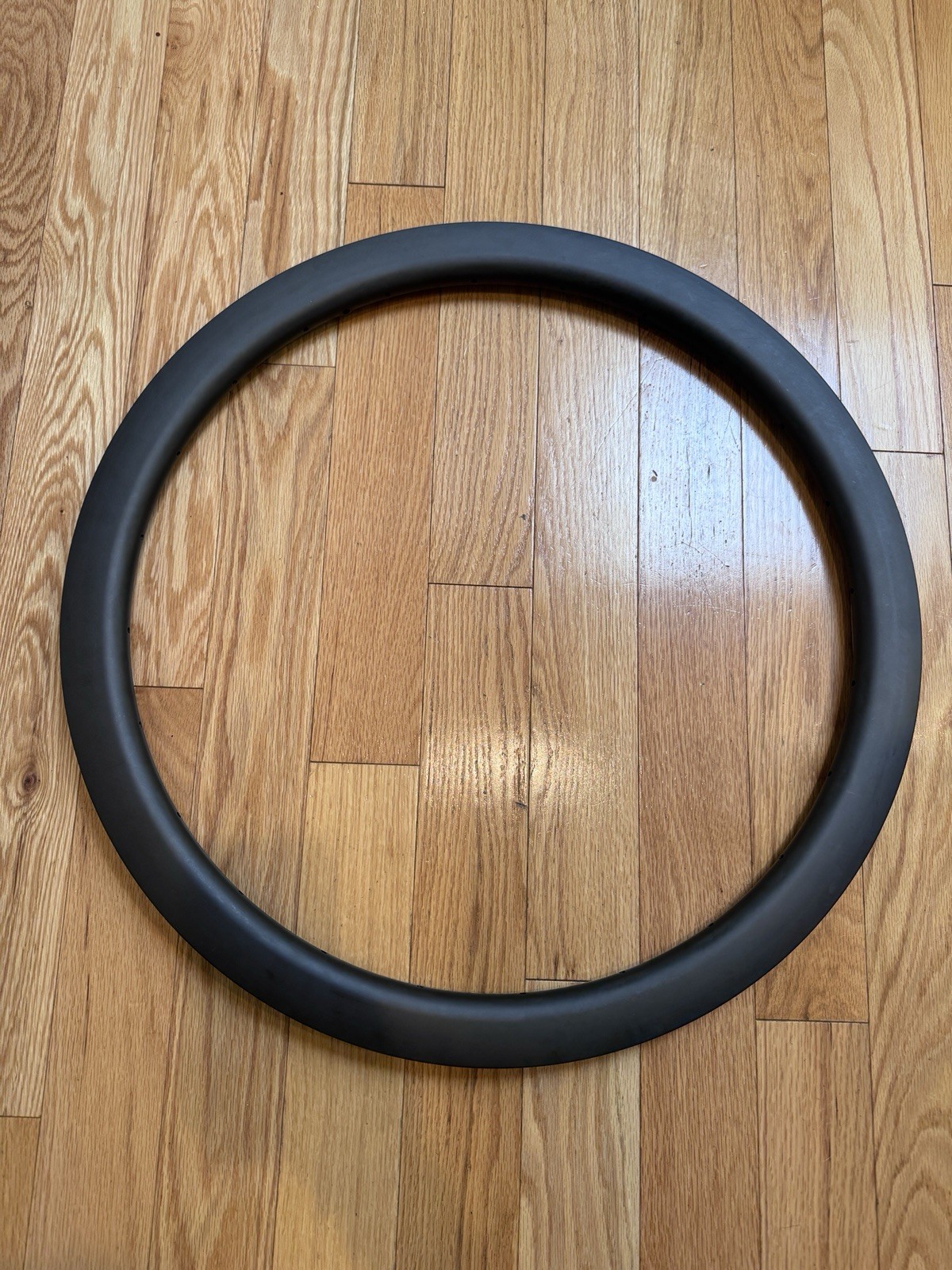 700C 32mm-wide 45-mm Deep Carbon Clincher Rim Road/Gravel 24 Holes 411 Grams