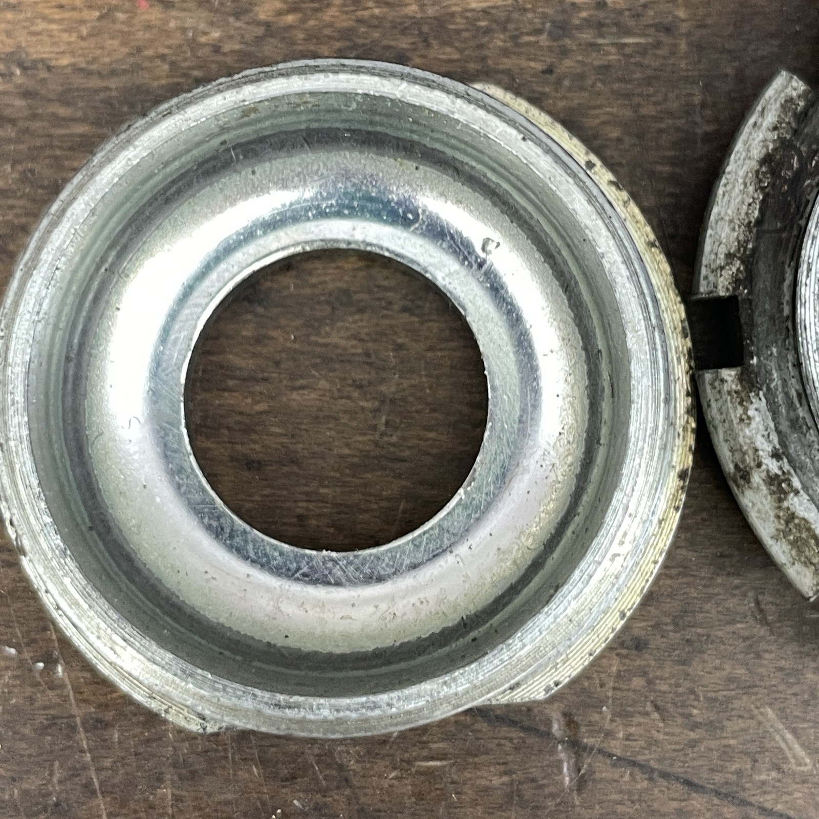 Vintage Nervar Bottom Bracket 123mm French FRA Square Taper Road Bike Set