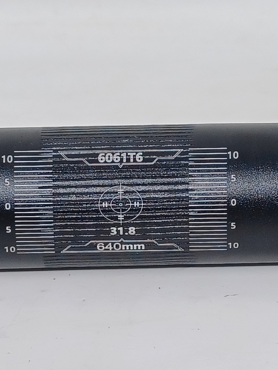 Aluminum Alloy Low Riser Handlebar 640mm Length 25.4/31.8mm Black