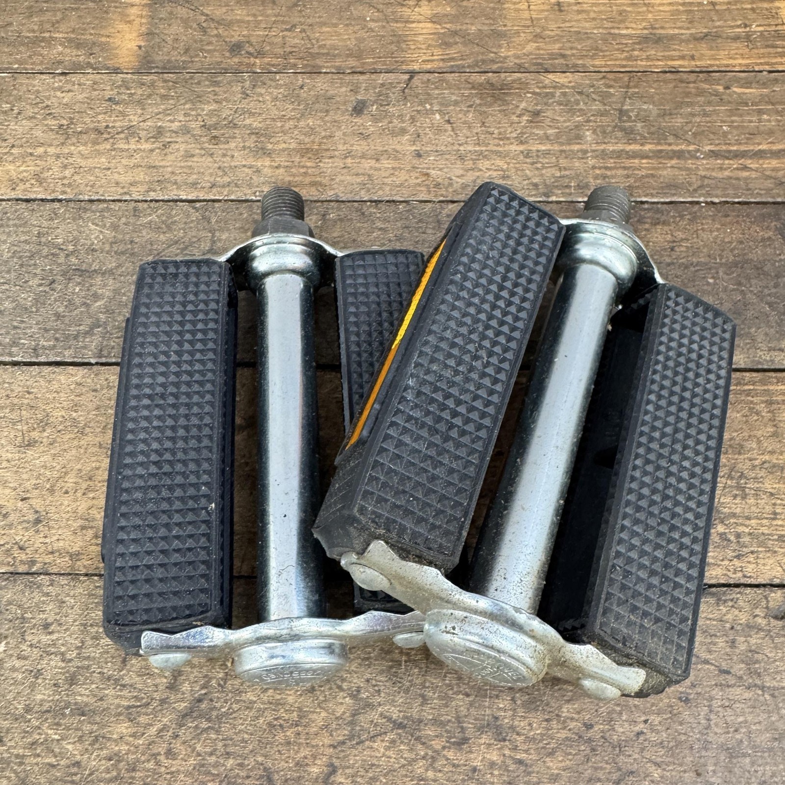 Vintage Schwinn Diamond Tread Reflector Pedals NOS 1/2 Krate Germany Pair