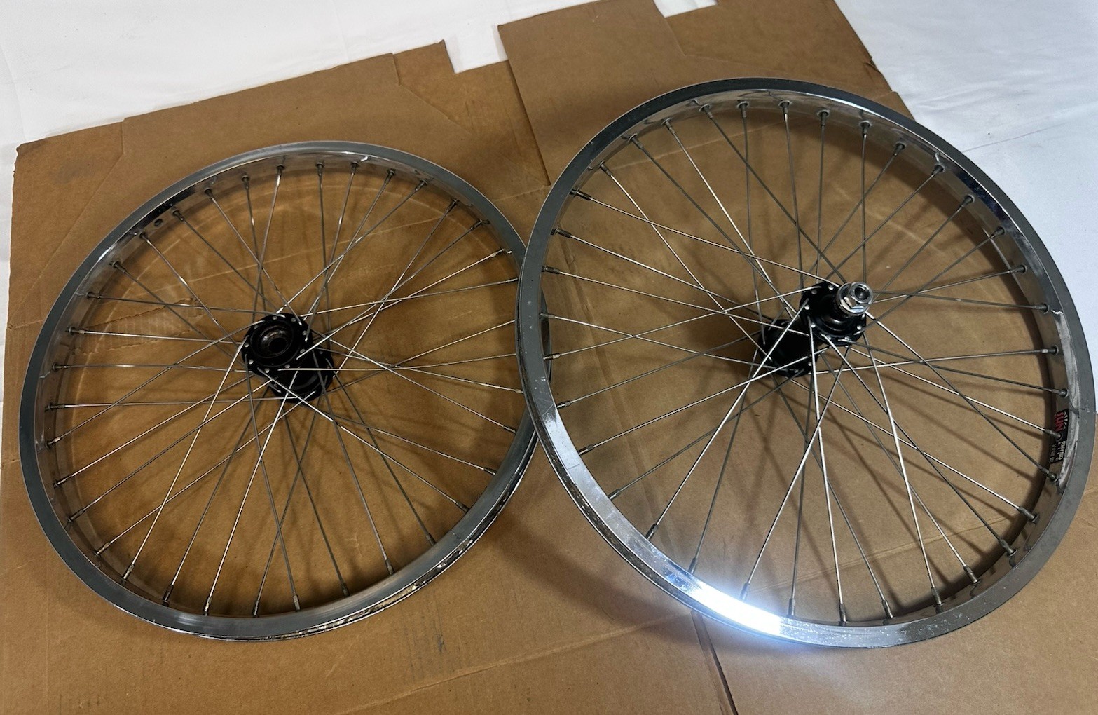 NOS Shimano DX FH-MX66 DX HB-MX66 BMX 20”36 Hole USA Sun Rim SHOW CHROME Wheels