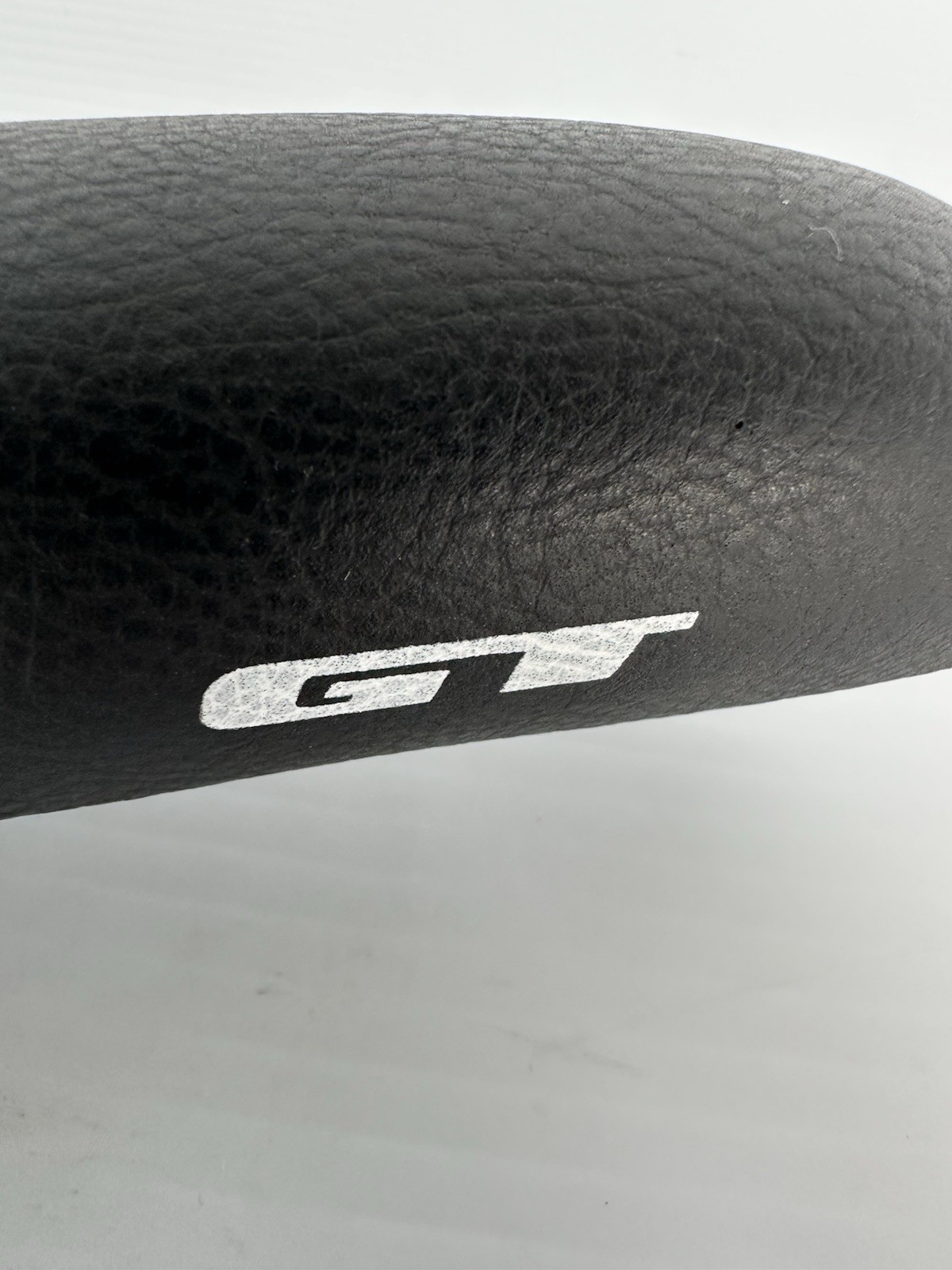NOS GT OEM Mountain Bike Saddle Black Take-Off Seat Vintage 1990s Never Ridden