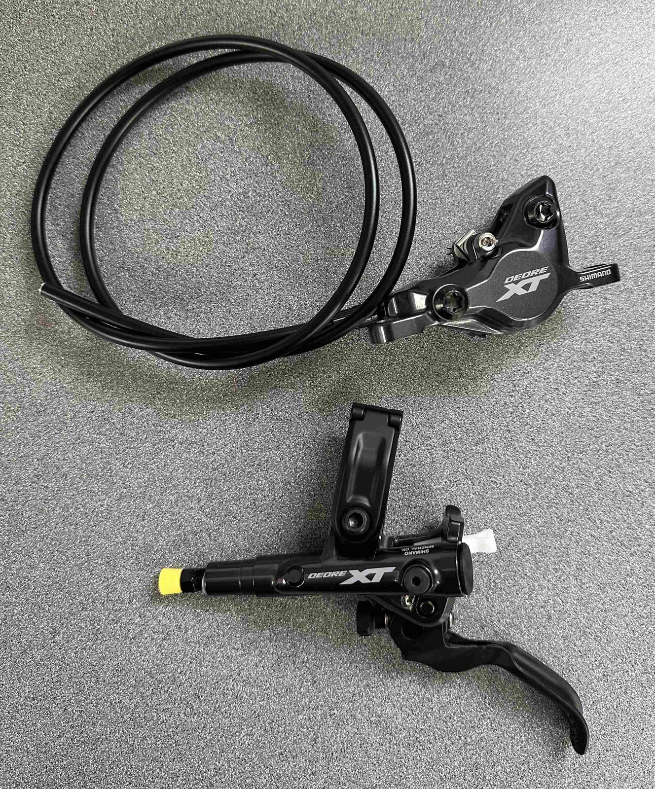 Shimano BL-M8100/BR-M8100 Deore XT Disc Brake Set: Left, 850mm Hose *OE