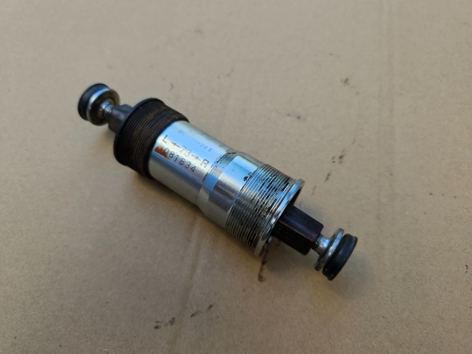 Vintage Specialized Sealed Cartridge Bottom Bracket 73mm Shell x 110mm Spindle