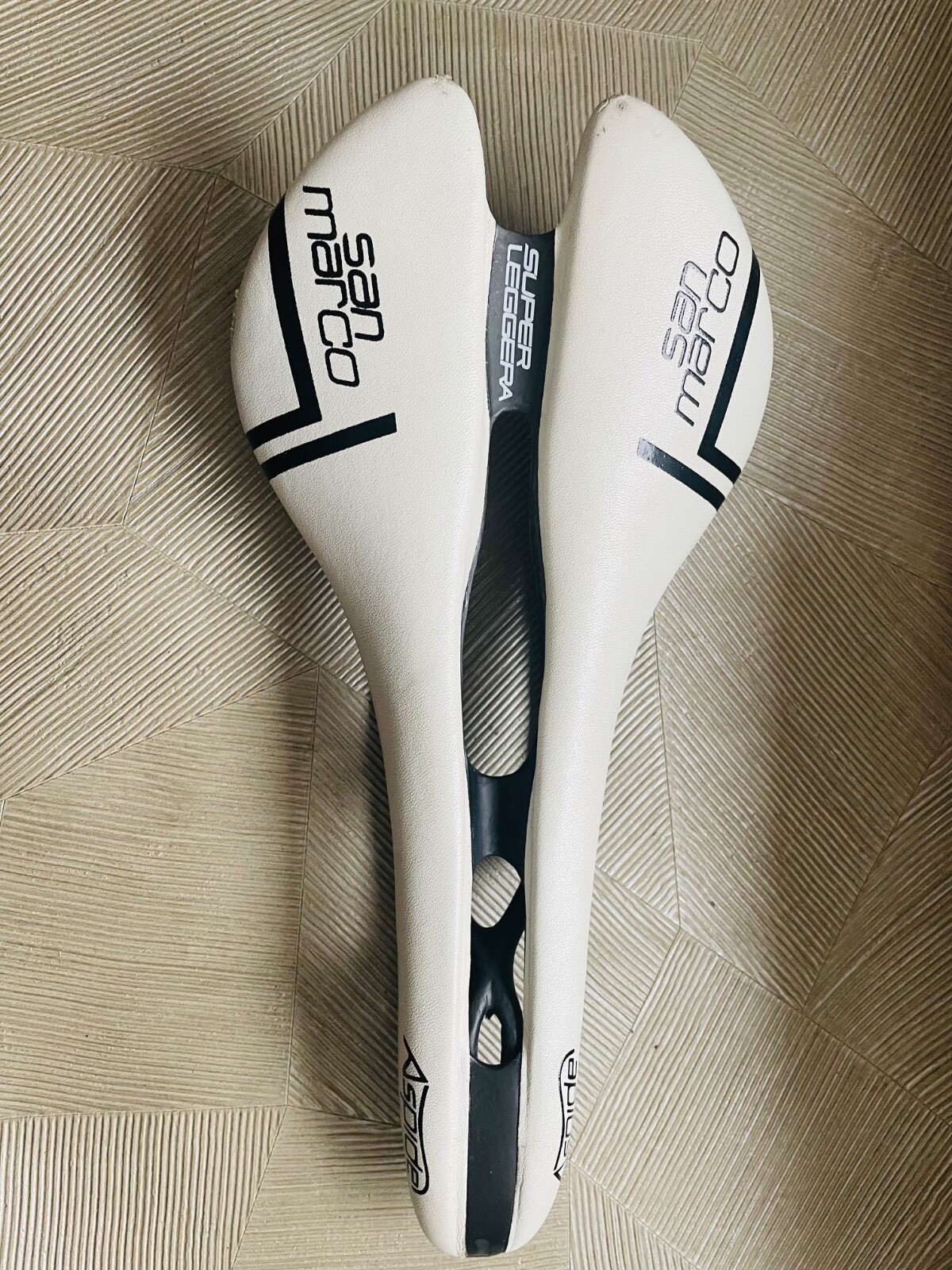 San Marco Aspide Superleggera 105G Carbon lightes Saddle VGC