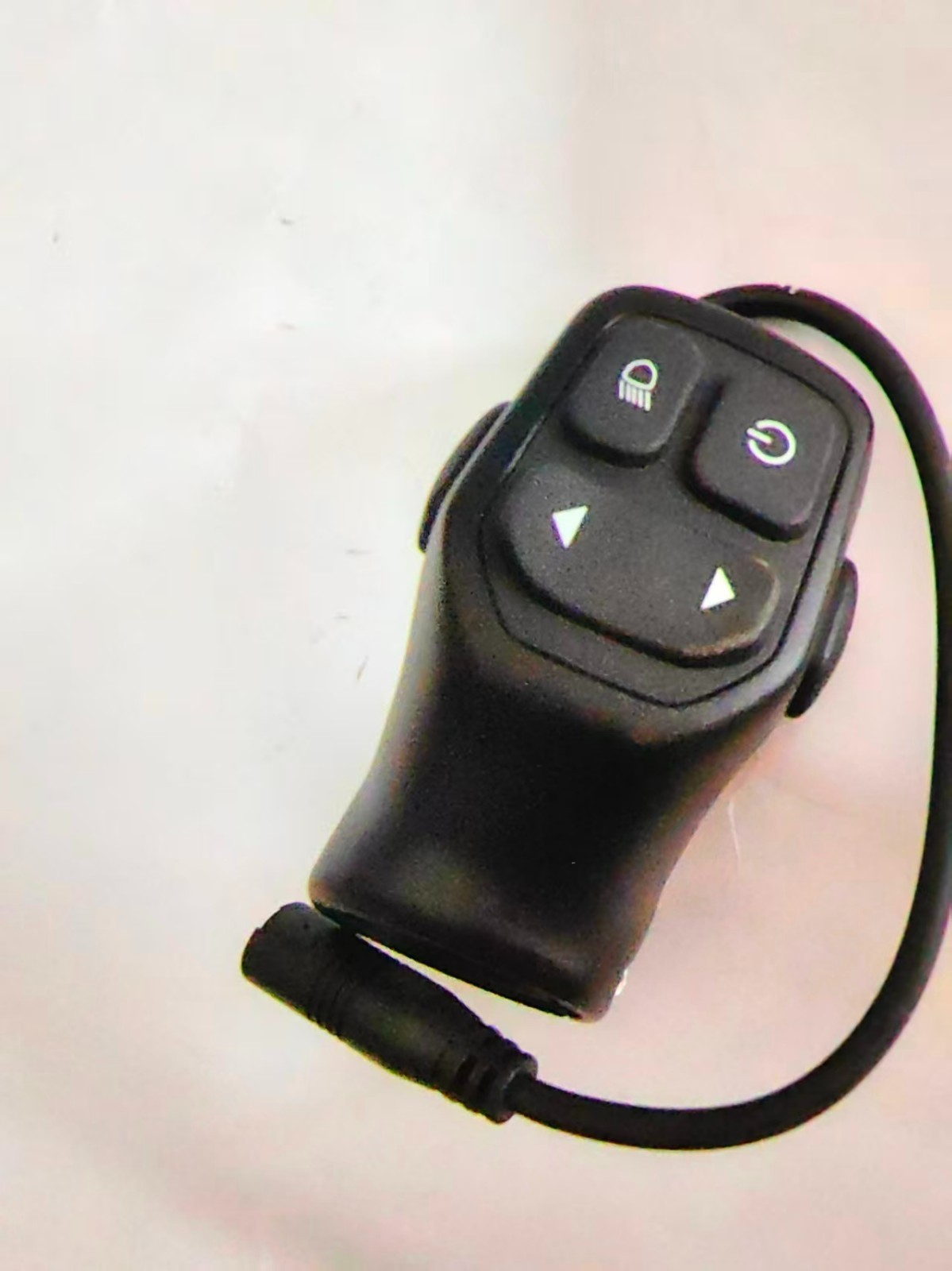 MTB E-bike Giant Liv Vall E+ Pro XTC Mid-Drive Control Switch power button