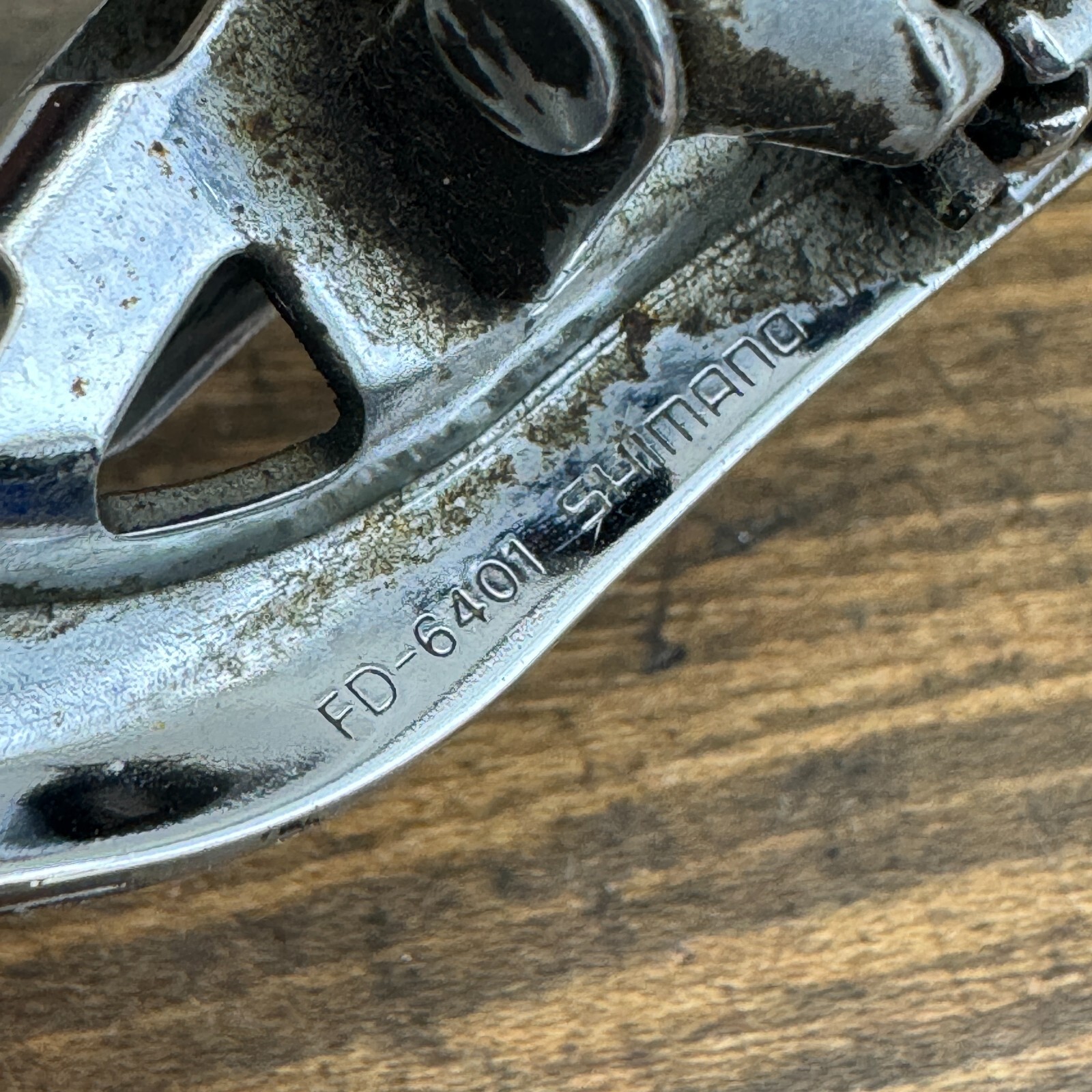 Vintage Shimano 600 FD-6401 Tri Color Front Derailleur Bottom Pull Braze On B1