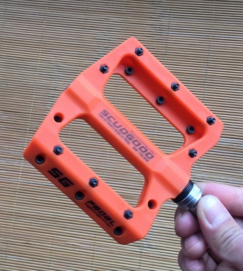 Road MTB Mountain Bike Fixie Bicycle Pedal Bearings Flat Pedals Polyamide Orange