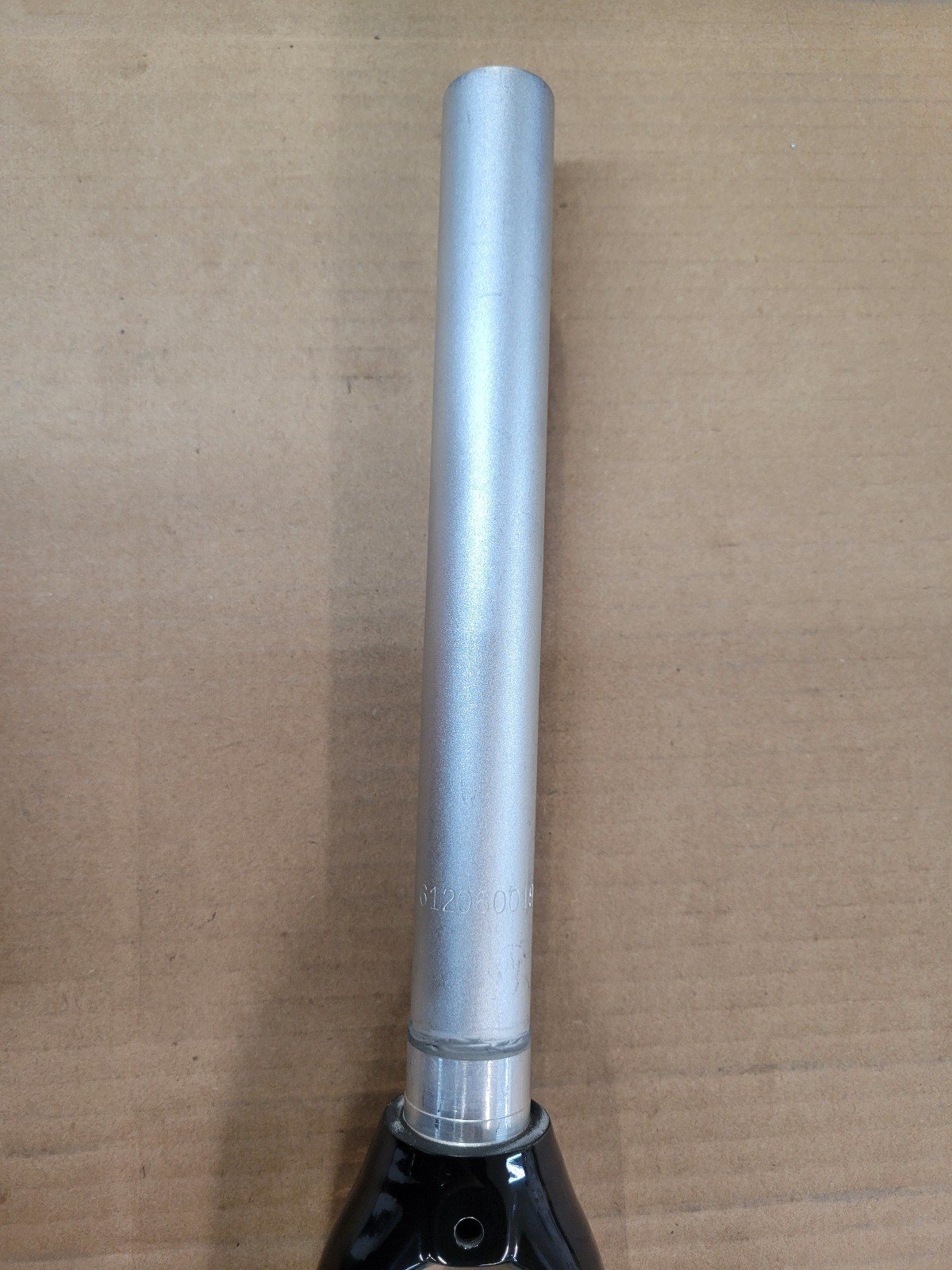 Carbon Fiber Fork 20″ (451)