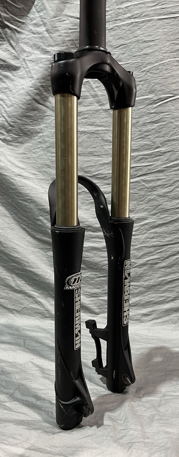 Manitou Sherman Fork 26″ 150mm Travel 100 x 9mm QR Disc 1 1/2″ x 8 3/16″ Black