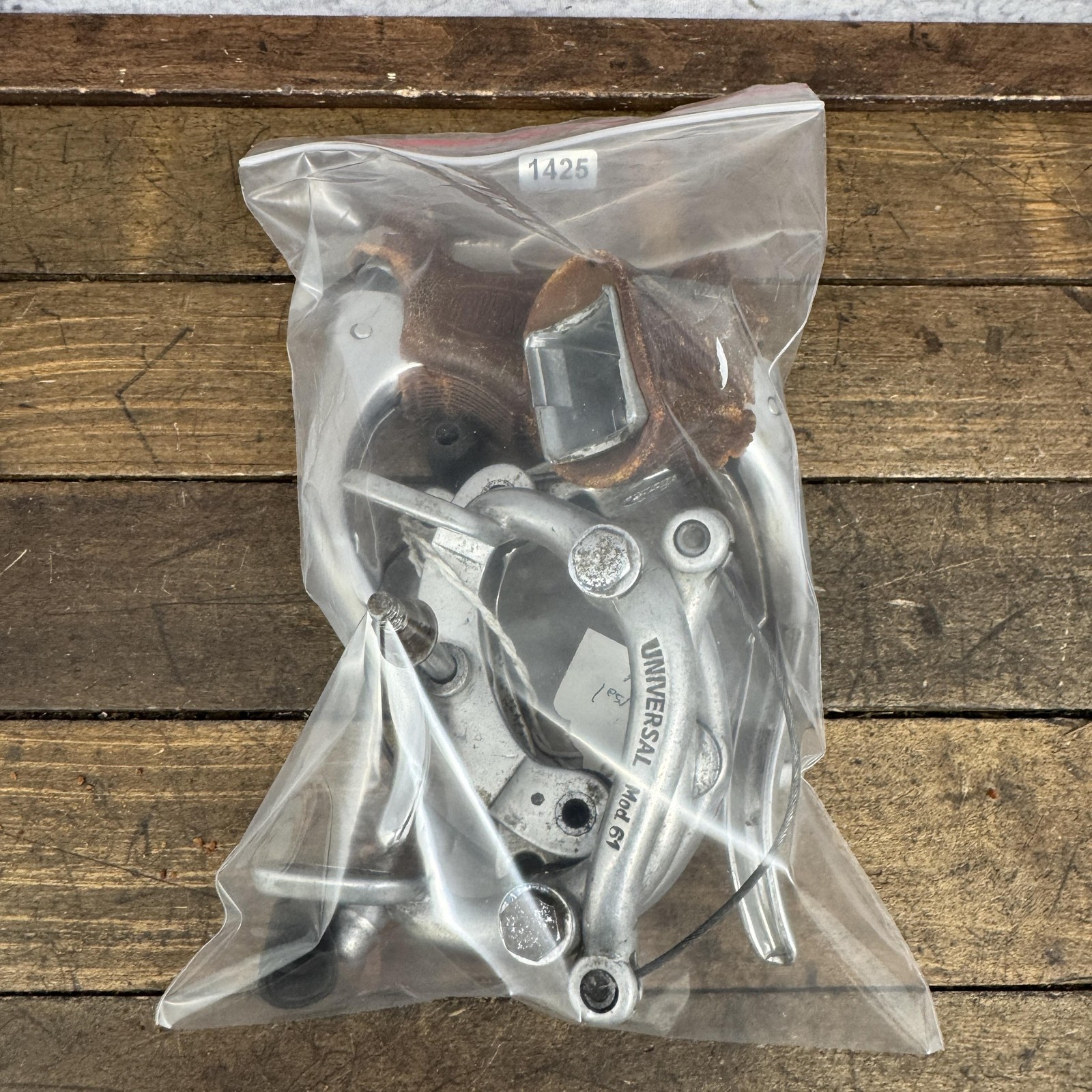 Vintage Universal Mod 61 Caliper Brakes Levers Set Center Pull F/R Road 70s 60s