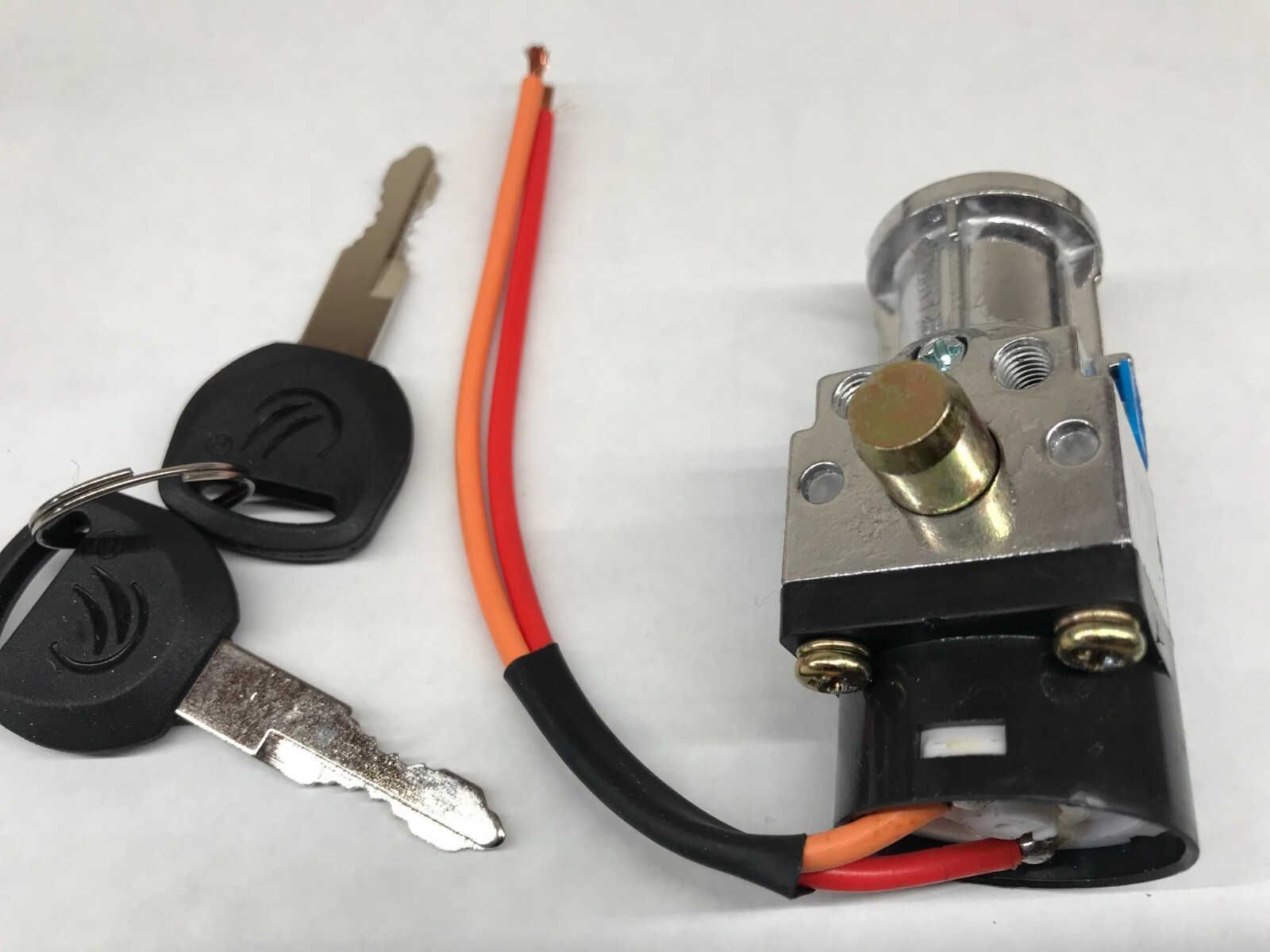 Reention Sliverfish replacement switch lock mechanism with keys