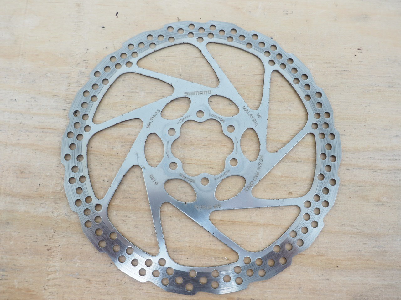 Shimano SM-RT56-M 180mm 6-Bolt Disc Brake Rotor 1.6mm Thickness