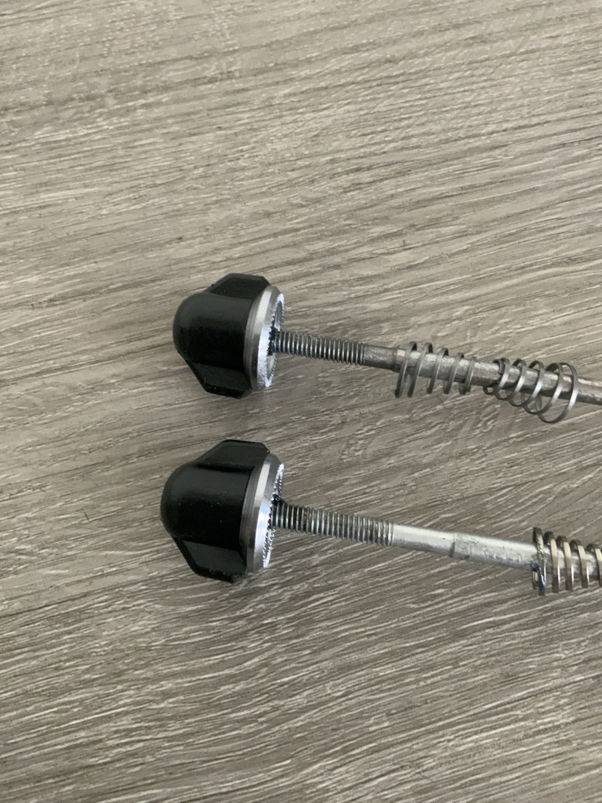 MAILLARD QUICK RELEASE SKEWER SET 100-126 MM SPACING STEEL 170 GRAMS