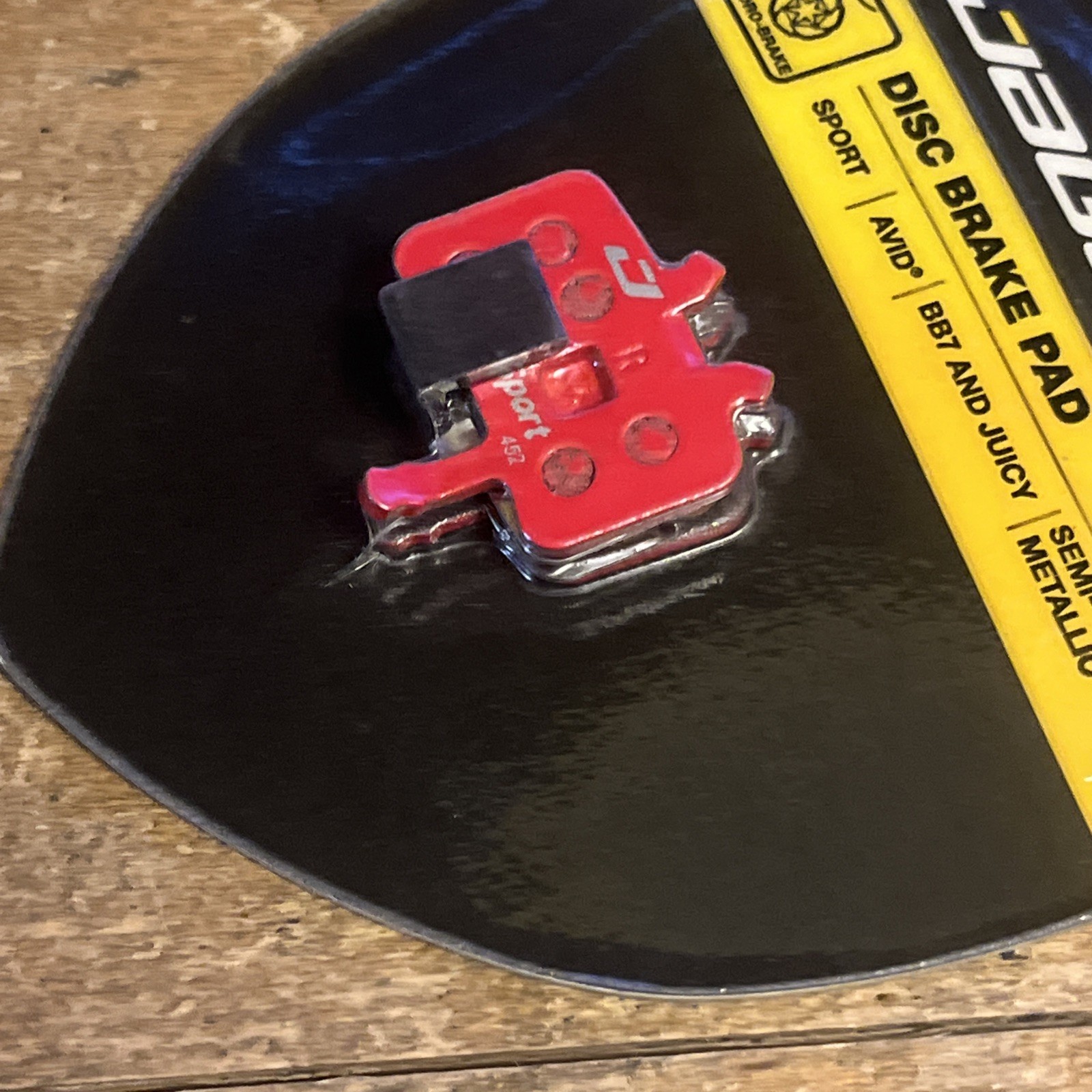 Jagwire Semi-Metallic Disc Brake Pads for Avid BB7 & Juicy Hydraulic Disc