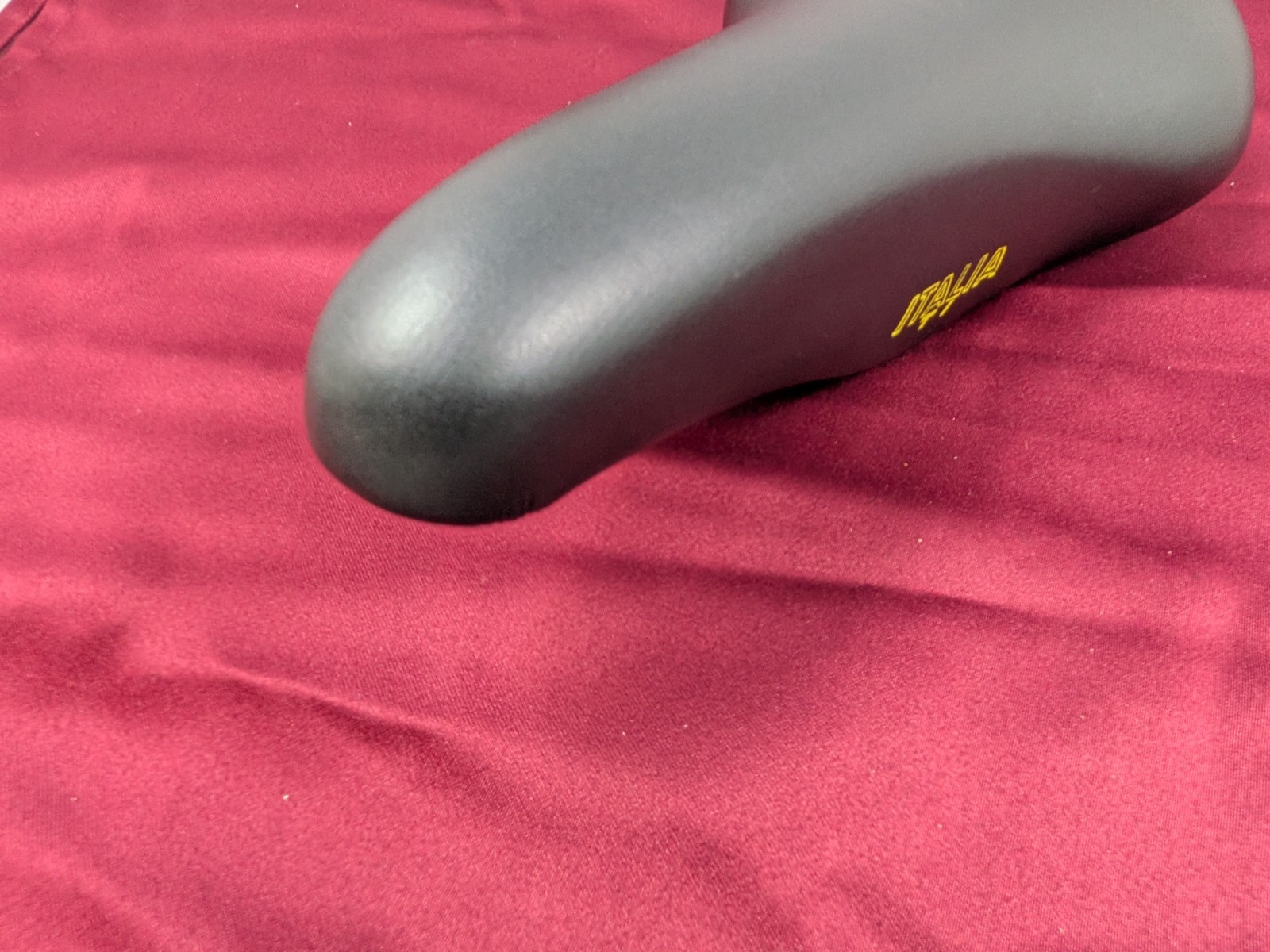 Selle Italia TI Leather Bicycle Saddle 27x16cm Foam Cushion SA25 CLEAN!