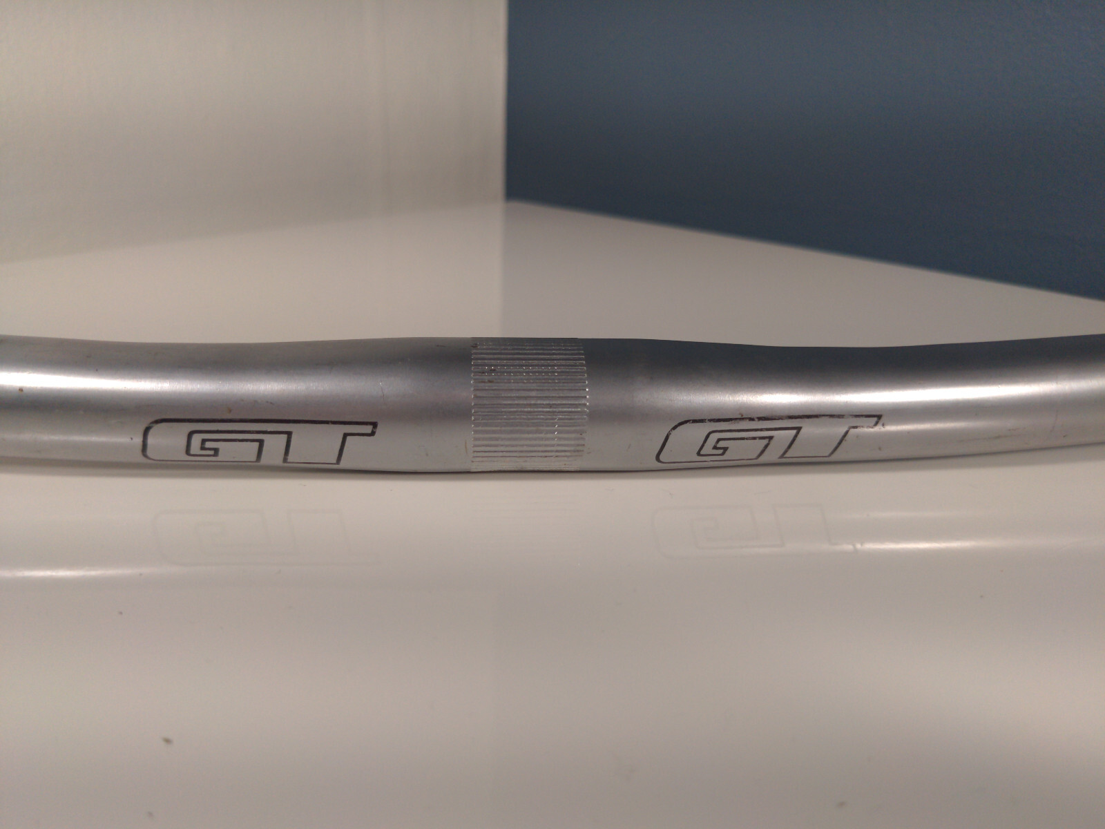 Vintage GT Steel Bull Horn Handlebars 25.4 clamp 22″ wide silver, chrome