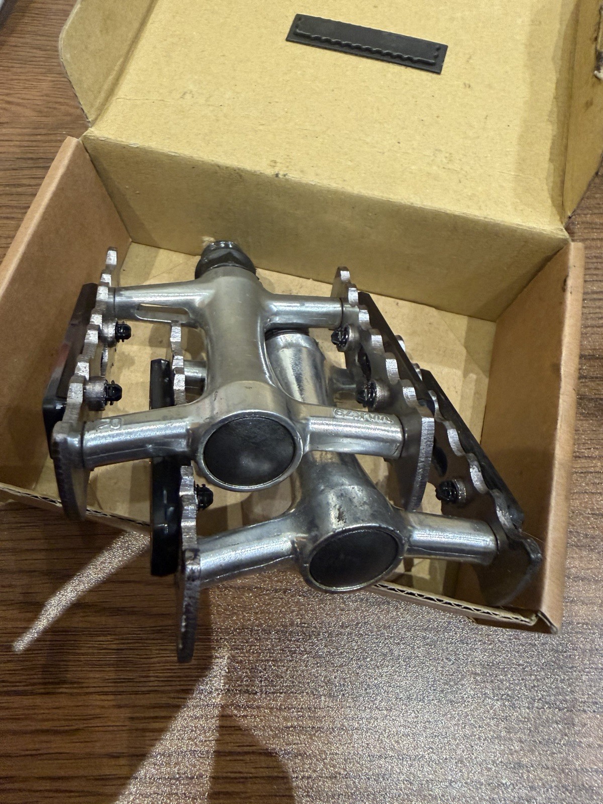 FLIPSTER Urban/Touring Flat Platform Pedals Silver Aluminum Chromoly 232g