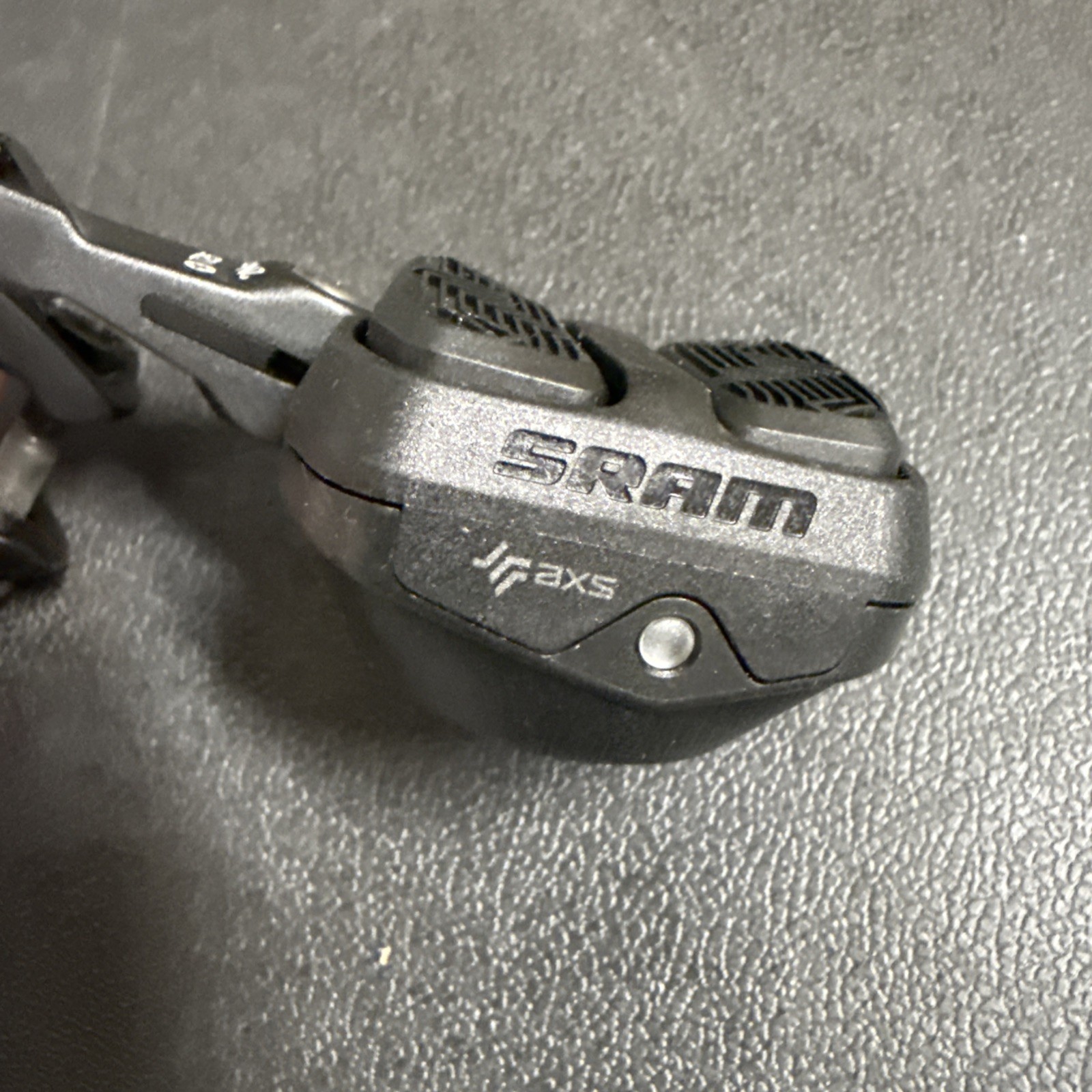 Sram Ec Axs Left Side Ultimate Shifter Pod With Bar Clamp Mmx D1 (9479-10)