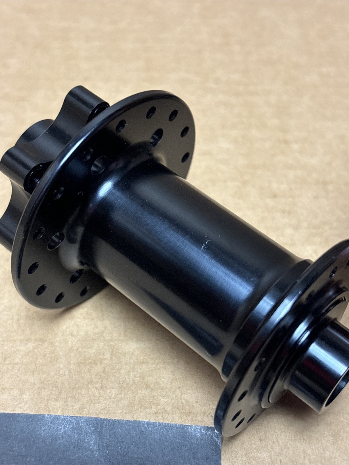 NEW 32H Stan’s NoTubes Neo Bicycle Front Hub 15×100 TA 6 Bolt Disc Gravel Road