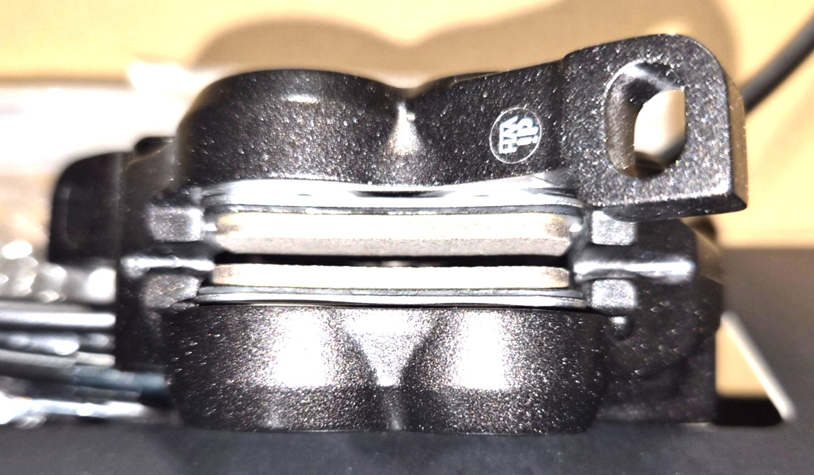 SHIMANO Front Left XT M8100 M8120 Brake & Lever Metal ICE TECH PADS Free Ship