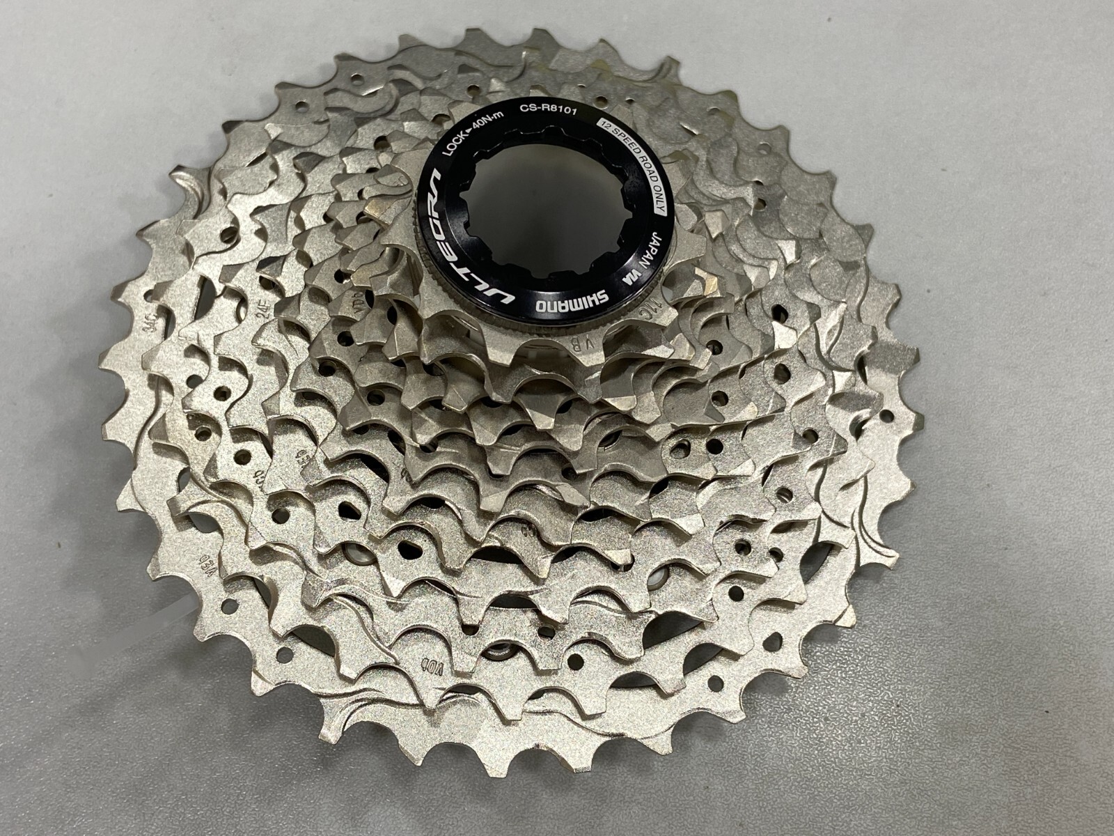 Shimano Ultegra CS-R8100 12-Speed HYPERGLIDE+ Road Cassette Sprocket (11-34T)