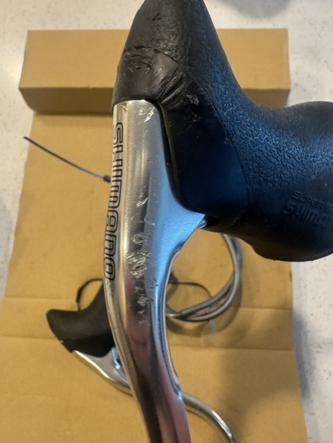 Shimano SH-BL-R600 brake levers Used