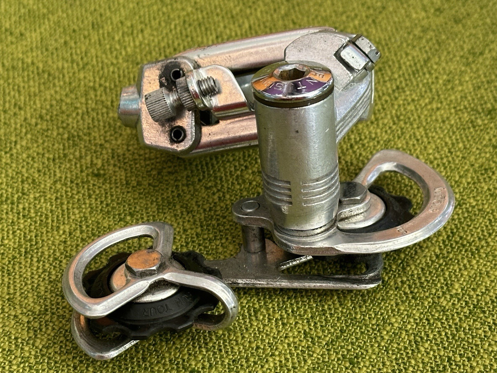 Vintage 1980 SUNTOUR Rear Mid Cage VX ALLOY Derailleur 206 Grams WK Date Code
