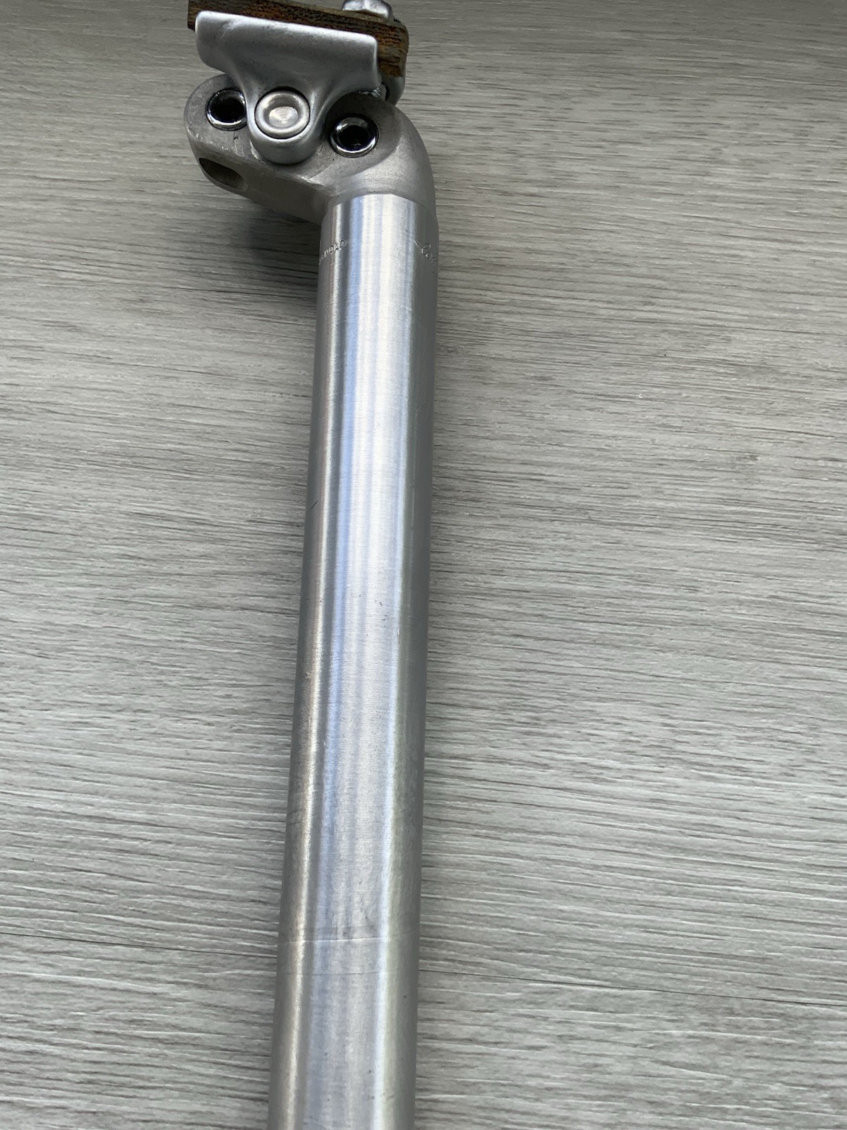 CAMPAGNOLO RECORD SEAT POST 26.4 MM 220 MM TOTAL LENGTH 330 GRAMS